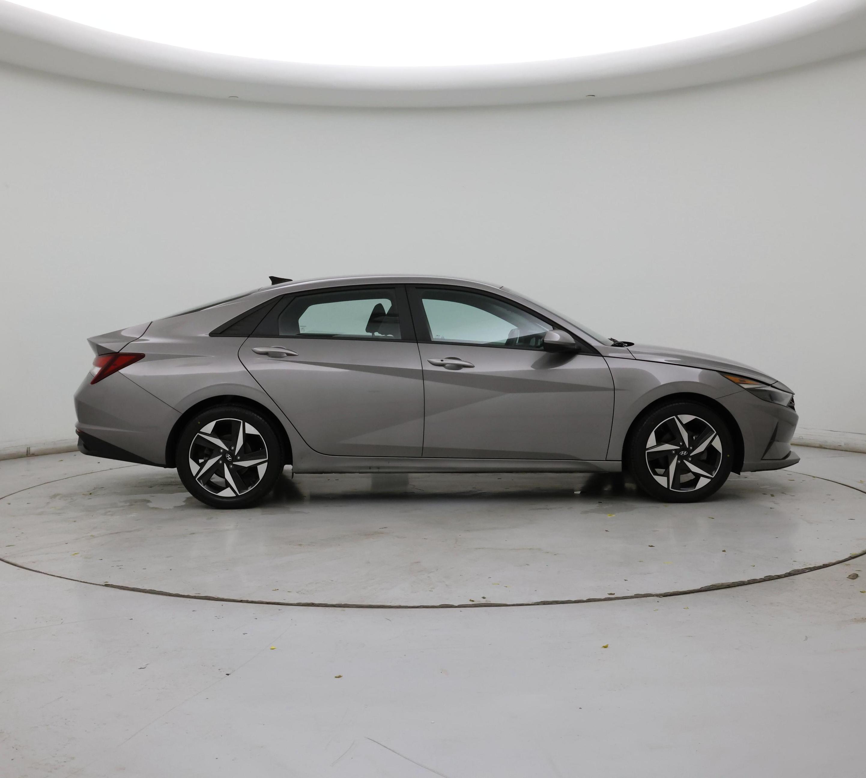 Thumbnail: 2023 Hyundai Elantra - 7