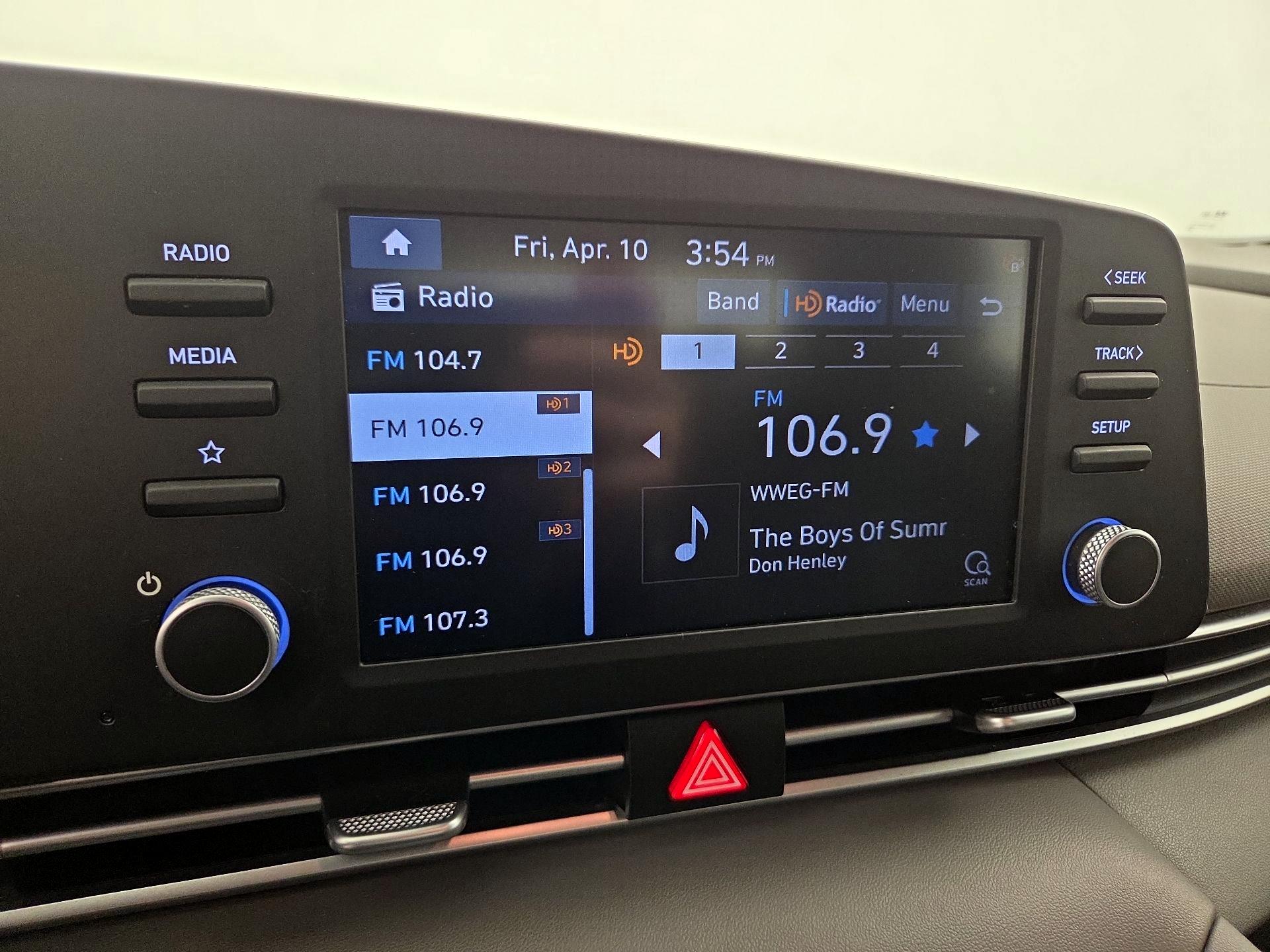 Thumbnail: 2023 Hyundai Elantra - 15