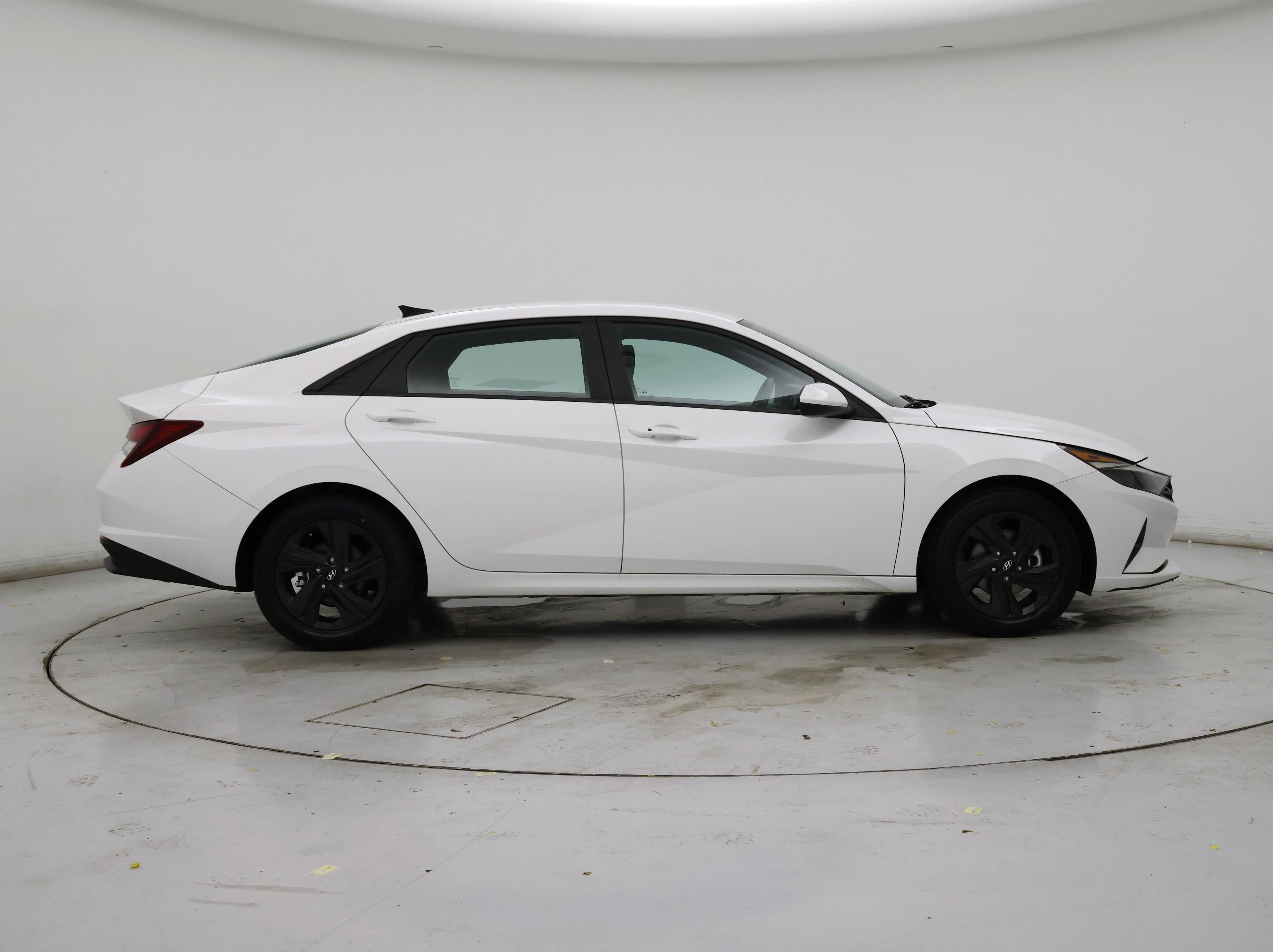 Thumbnail: 2023 Hyundai Elantra - 7