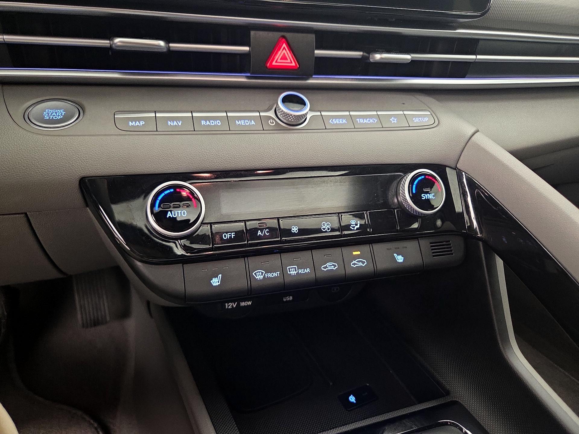 Thumbnail: 2025 Hyundai Elantra - 17