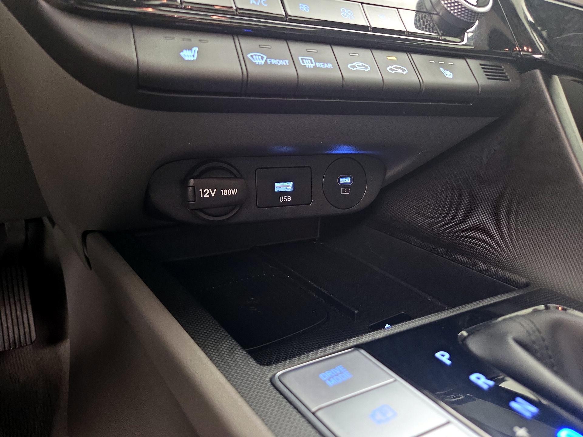 Thumbnail: 2025 Hyundai Elantra - 19