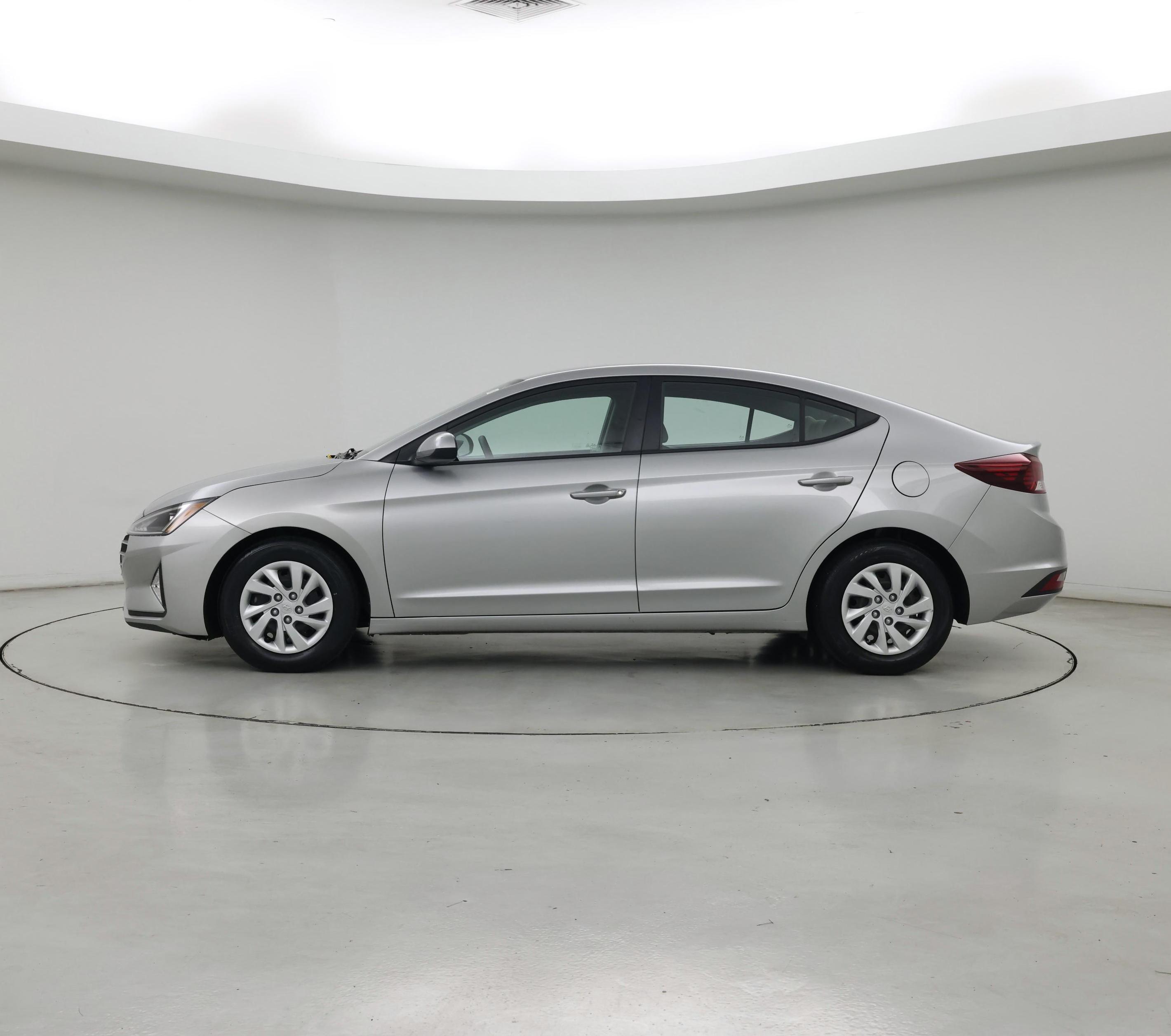 Thumbnail: 2020 Hyundai Elantra - 3