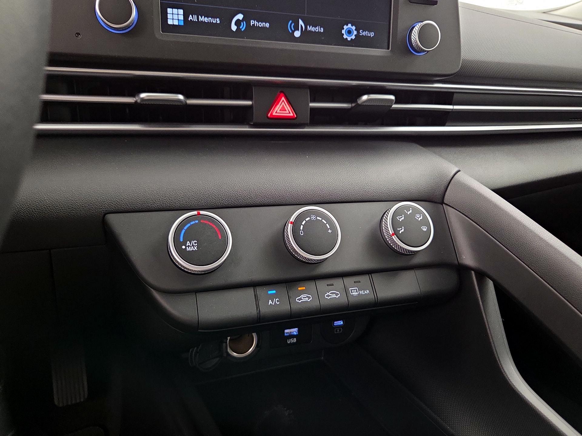 Thumbnail: 2025 Hyundai Elantra - 14