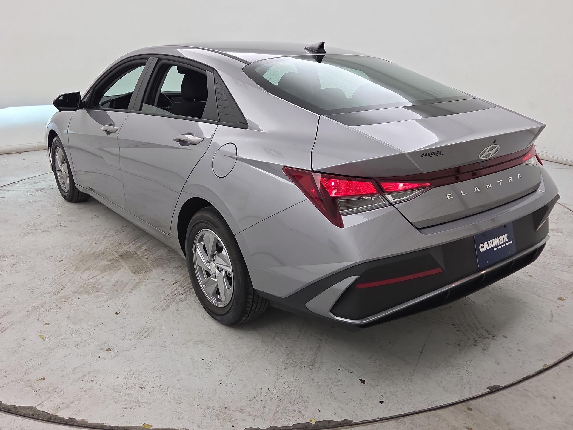 Thumbnail: 2025 Hyundai Elantra - 7