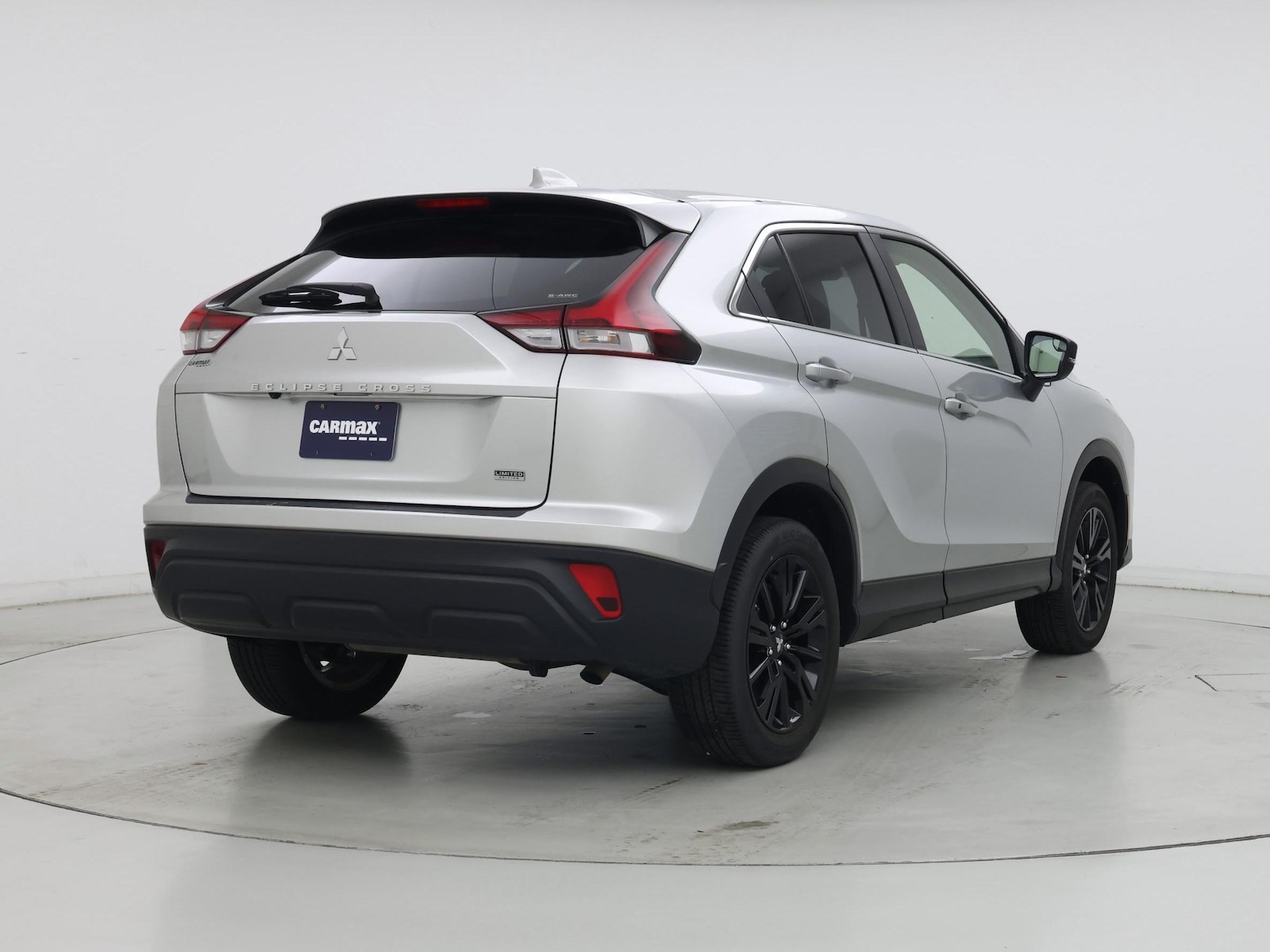 2025 Mitsubishi Eclipse Cross LE - Photo 9