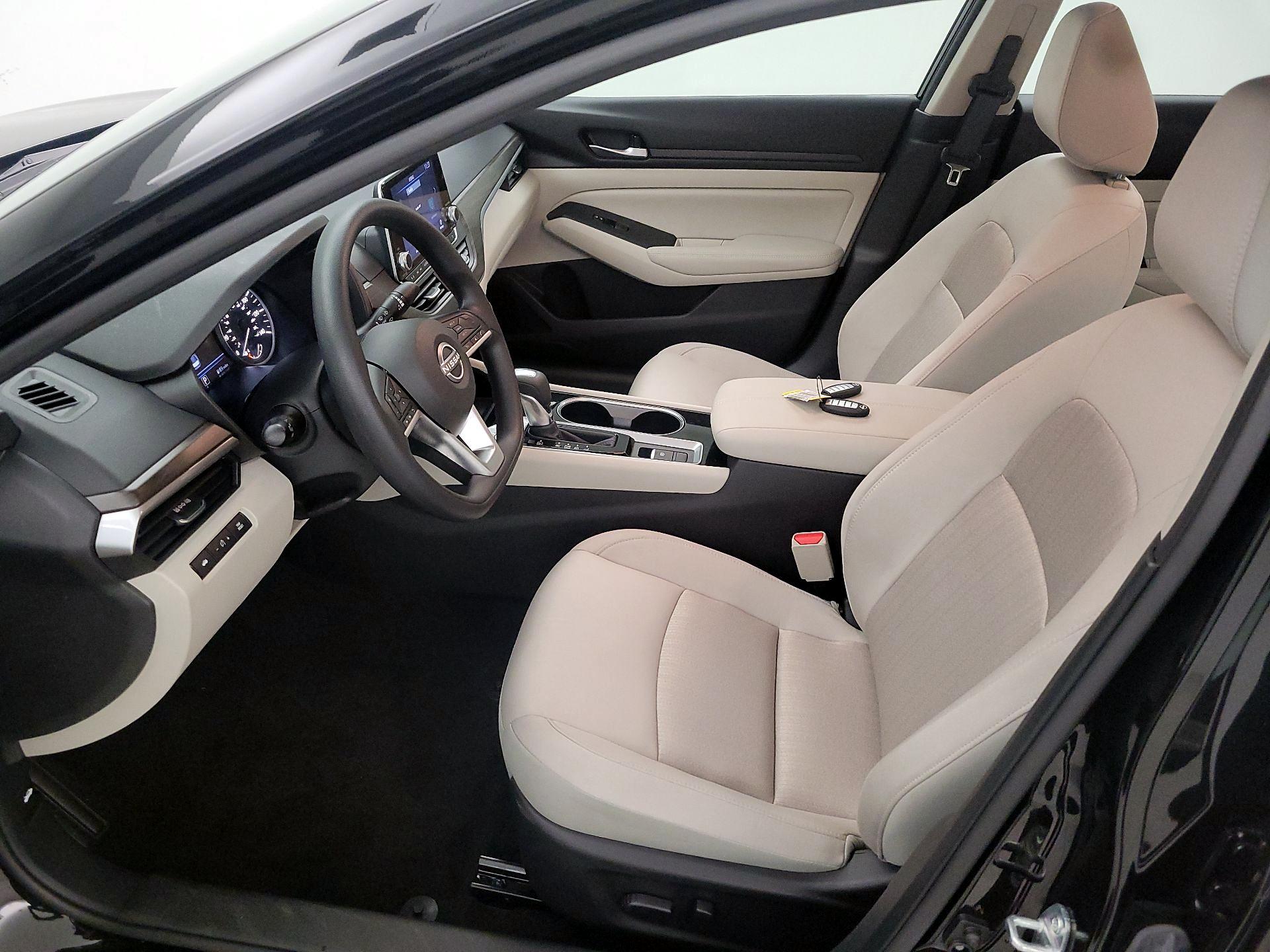 Thumbnail: 2024 Nissan Altima - 11