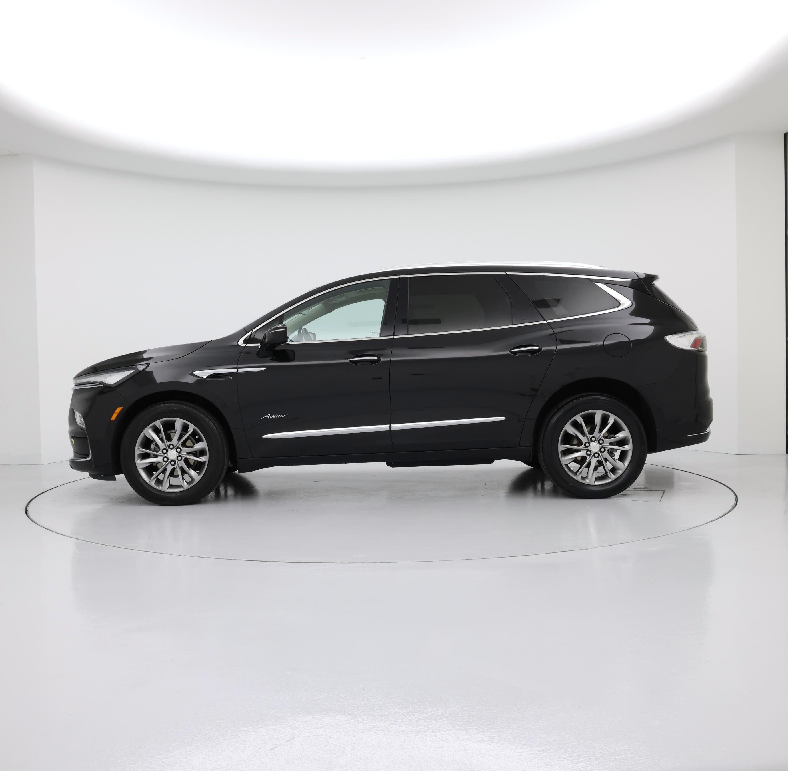 Thumbnail: 2022 Buick Enclave - 3