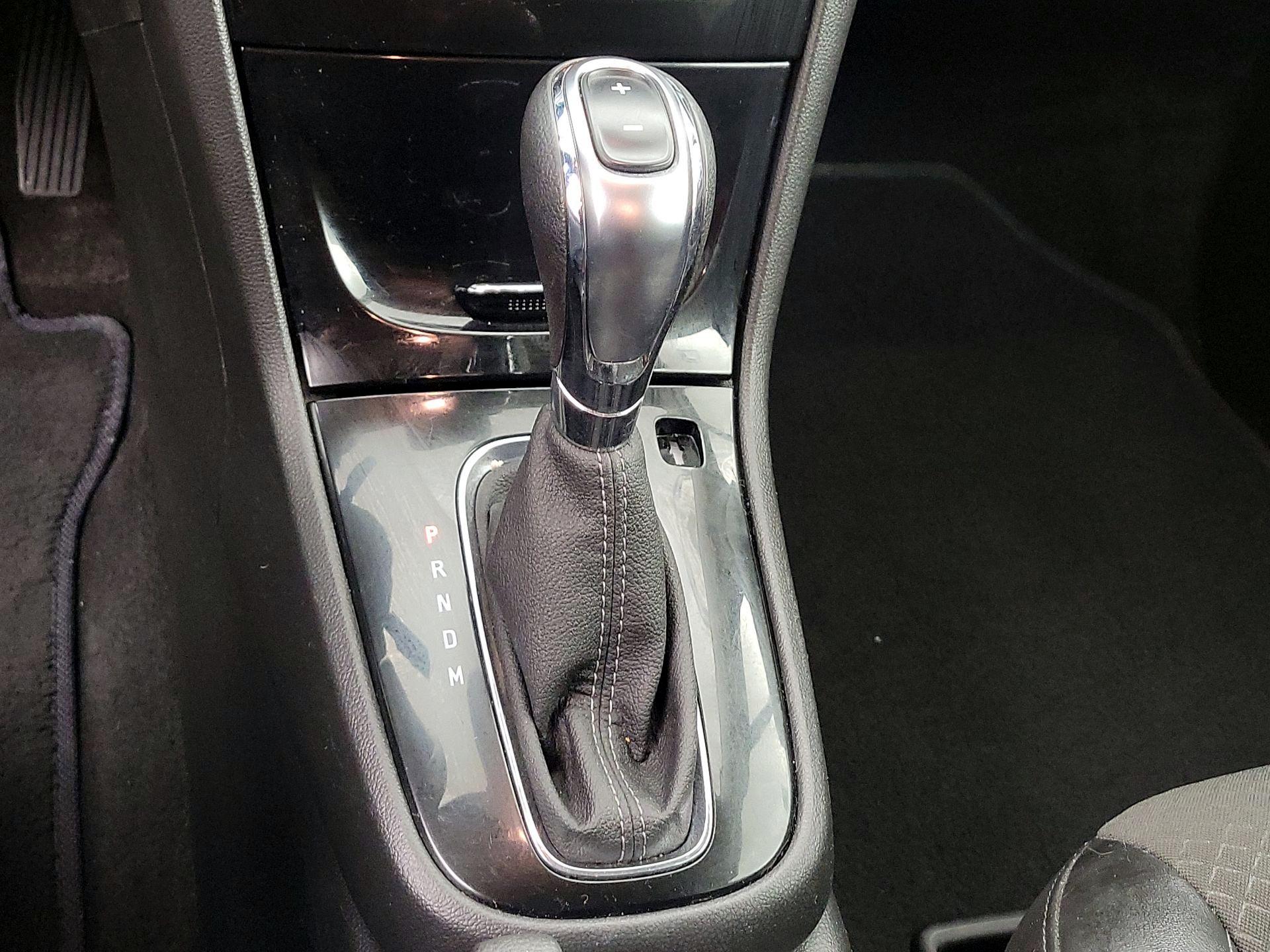 Thumbnail: 2020 Buick Encore - 17