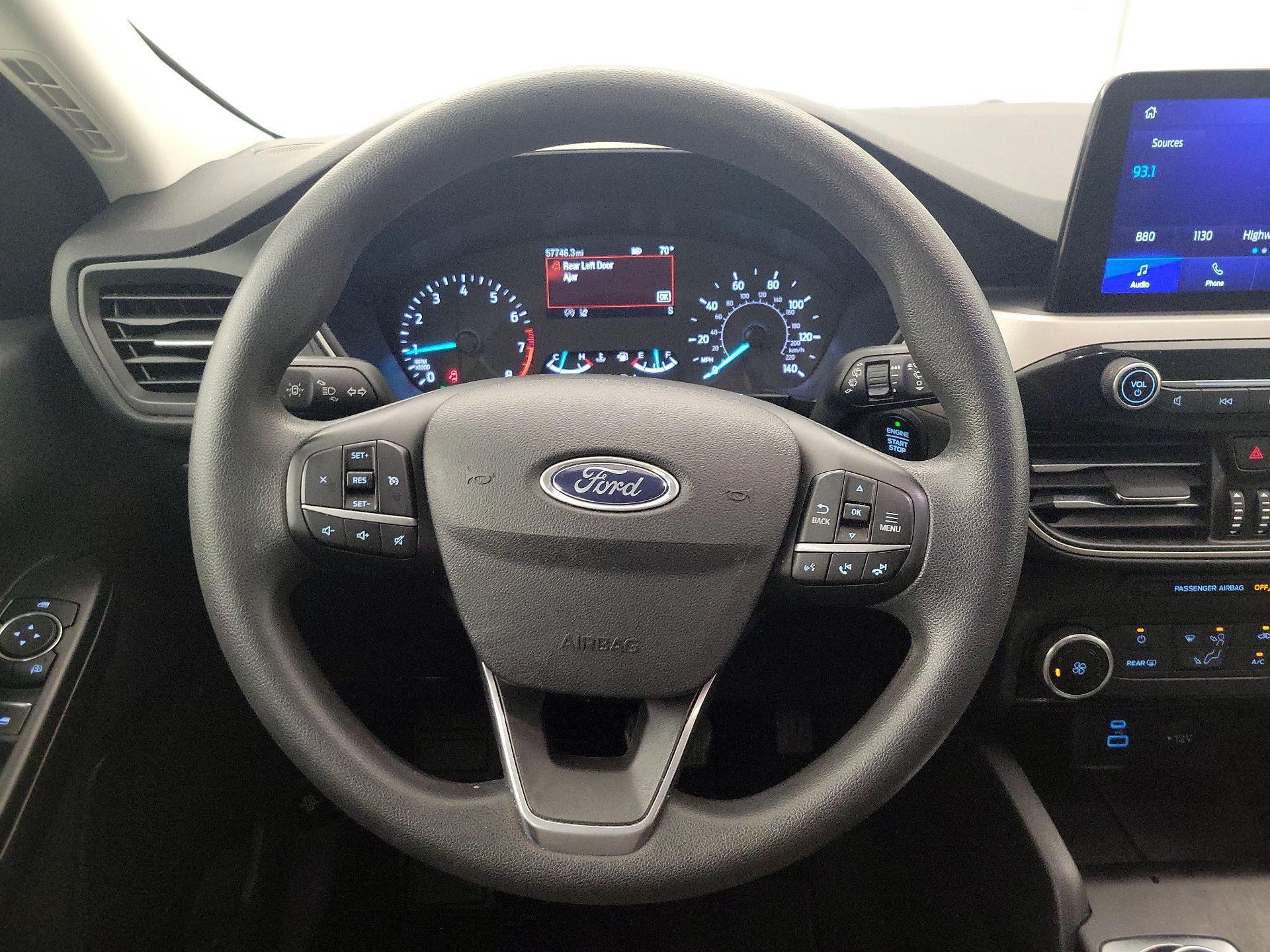 Thumbnail: 2022 Ford Escape - 10