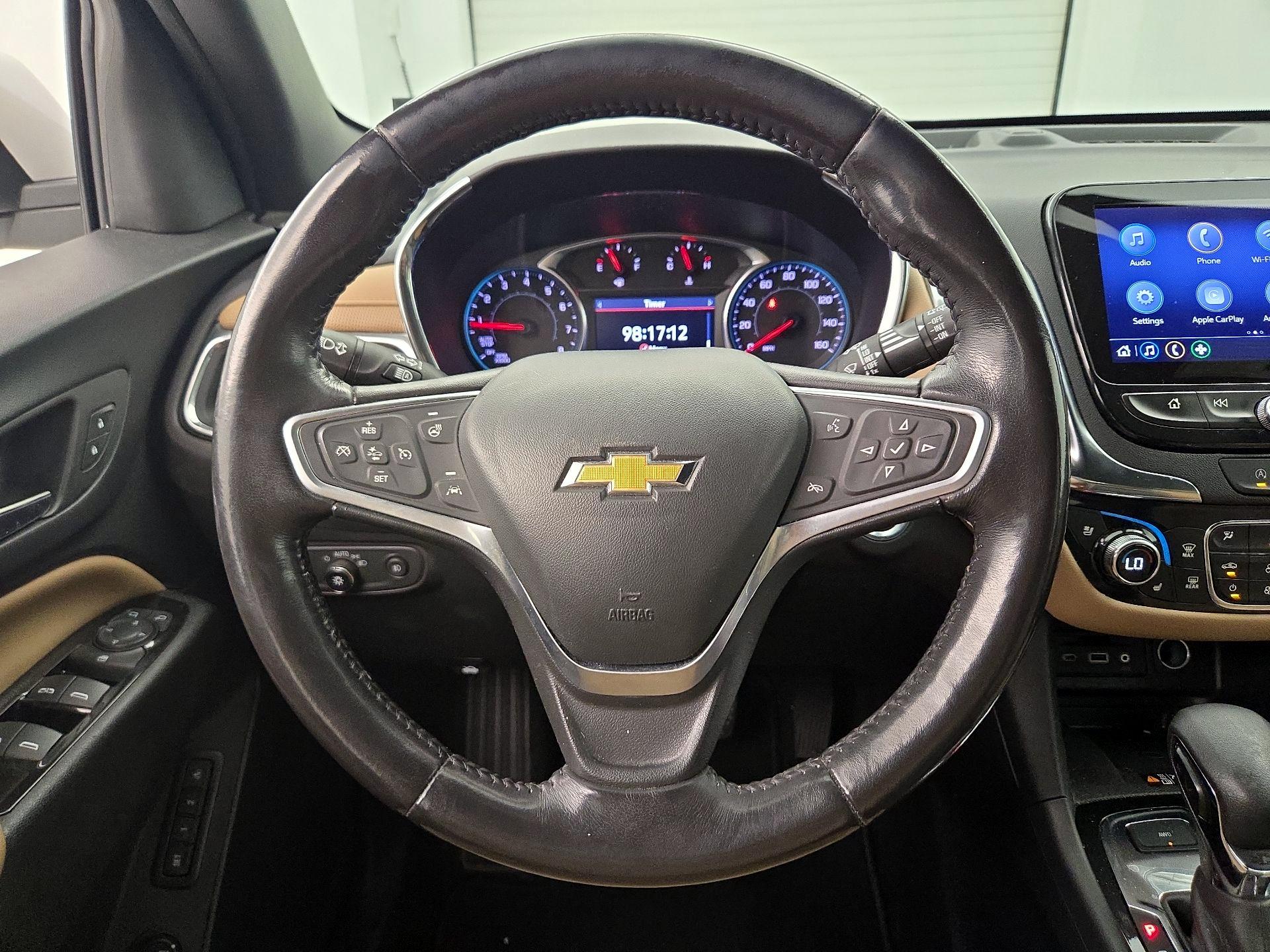 Thumbnail: 2022 Chevrolet Equinox - 10