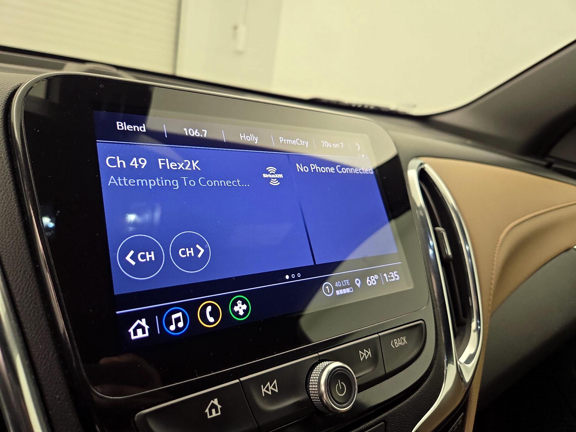 Thumbnail: 2022 Chevrolet Equinox - 15