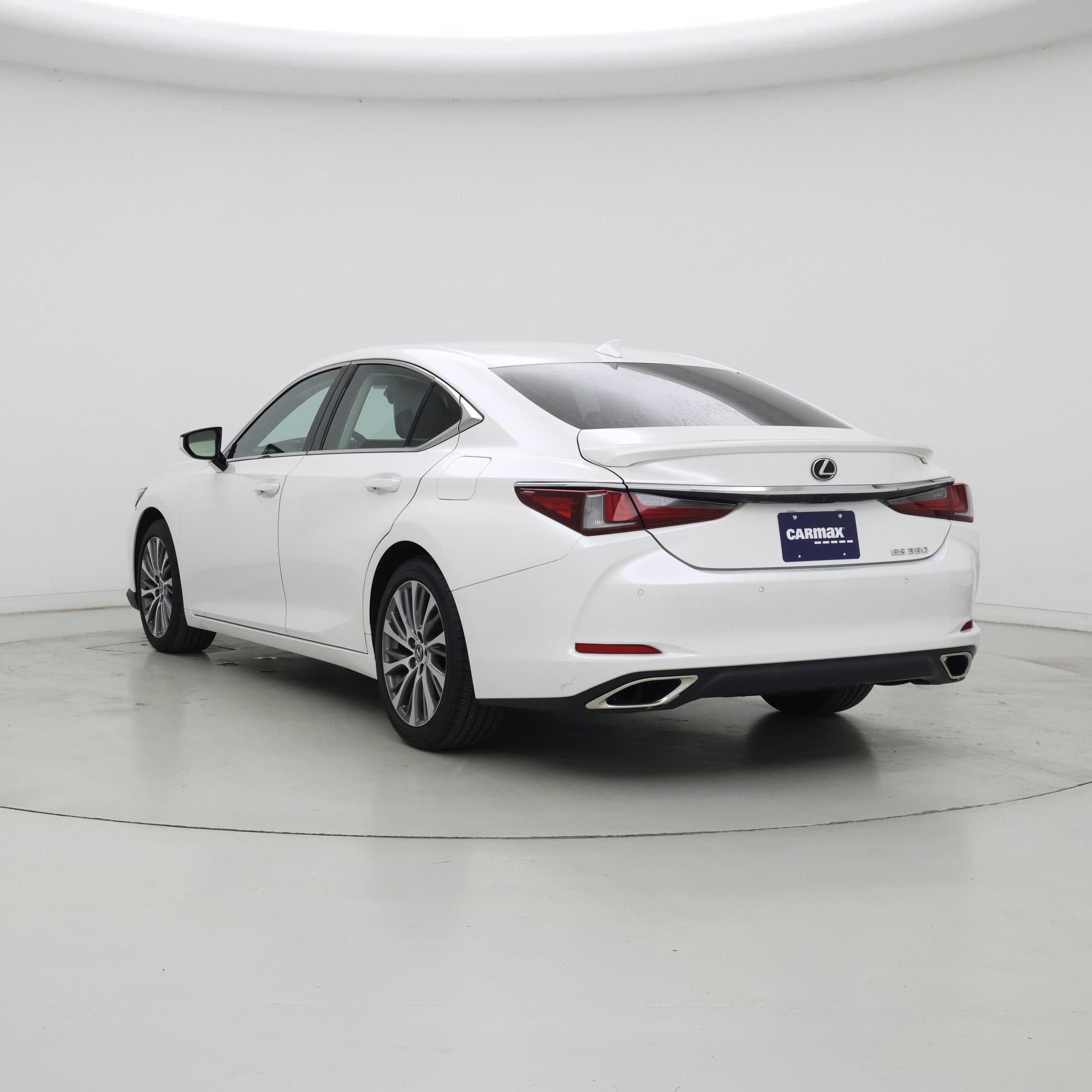 Thumbnail: 2020 Lexus ES - 2