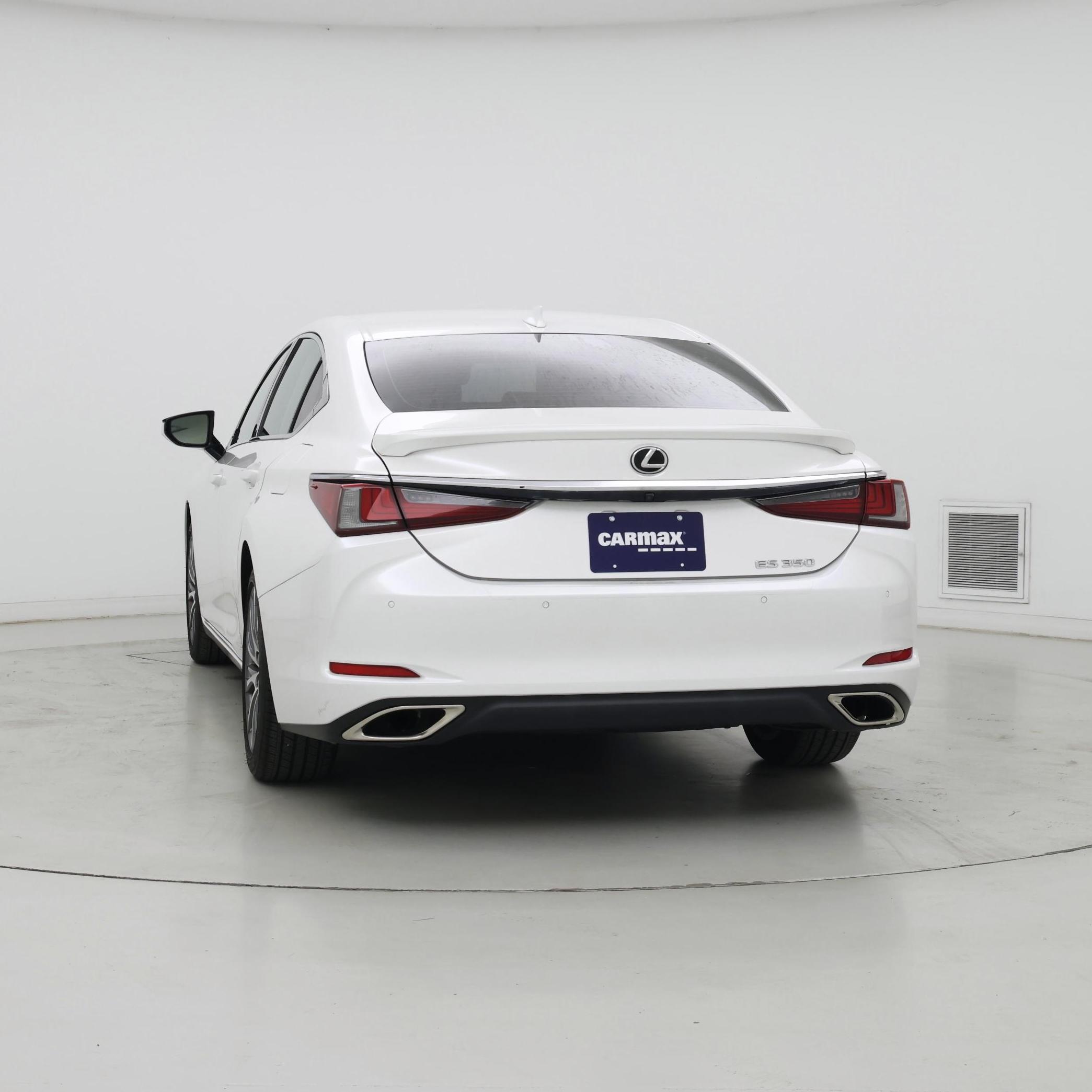 Thumbnail: 2020 Lexus ES - 6