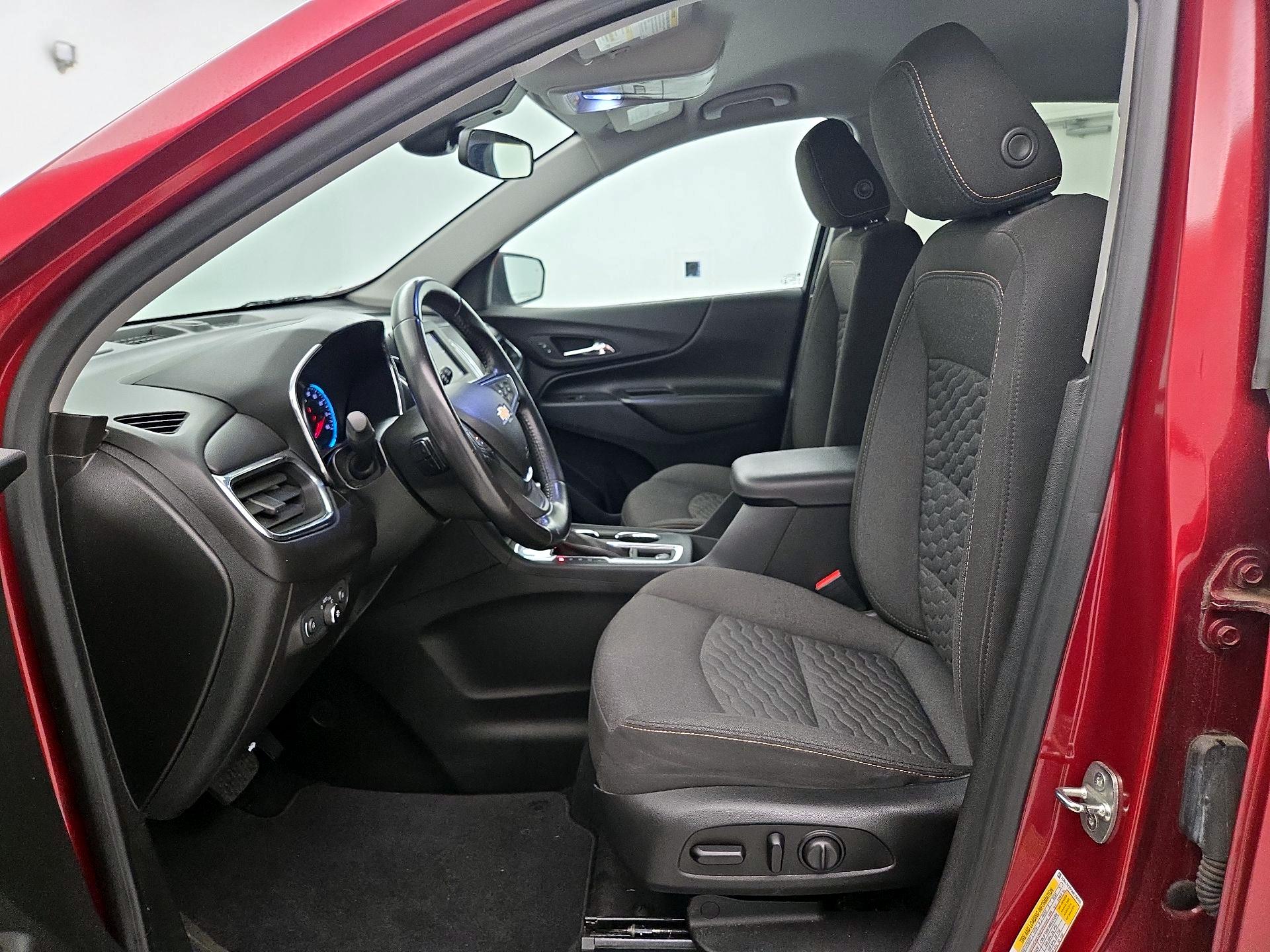 Thumbnail: 2021 Chevrolet Equinox - 11