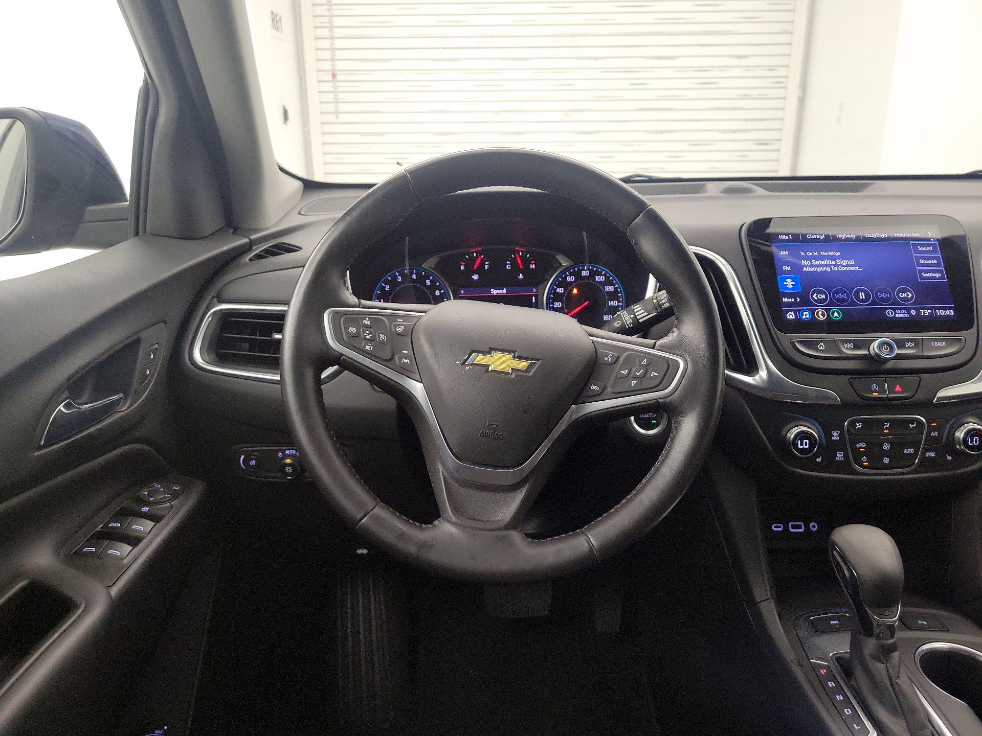 Thumbnail: 2022 Chevrolet Equinox - 10