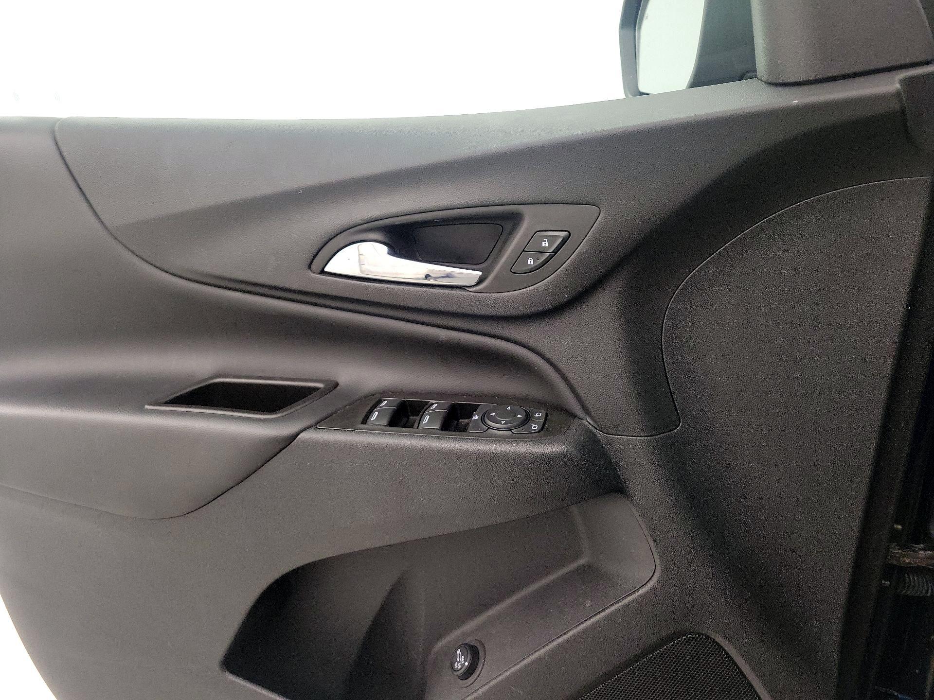 Thumbnail: 2022 Chevrolet Equinox - 12