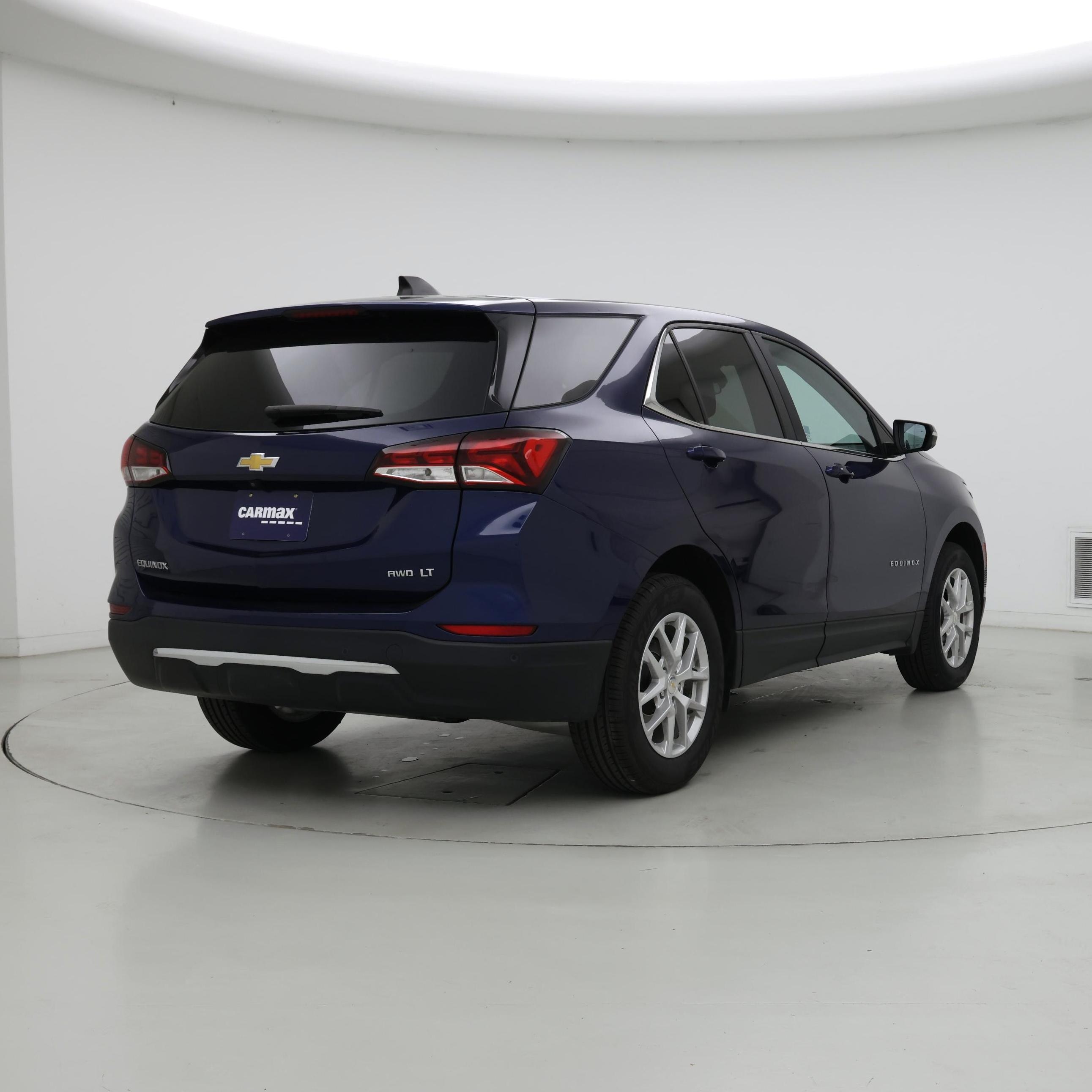 Thumbnail: 2022 Chevrolet Equinox - 8