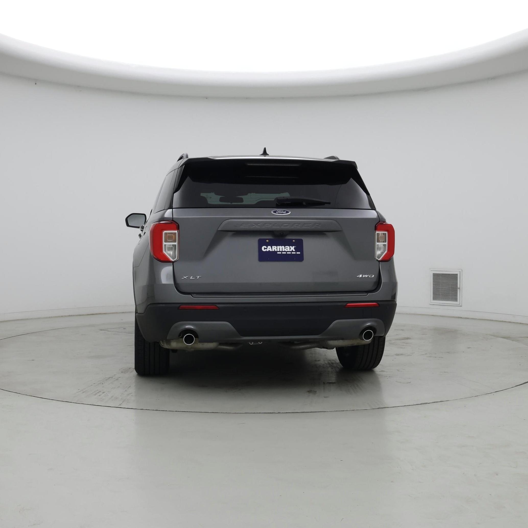 Thumbnail: 2022 Ford Explorer - 6