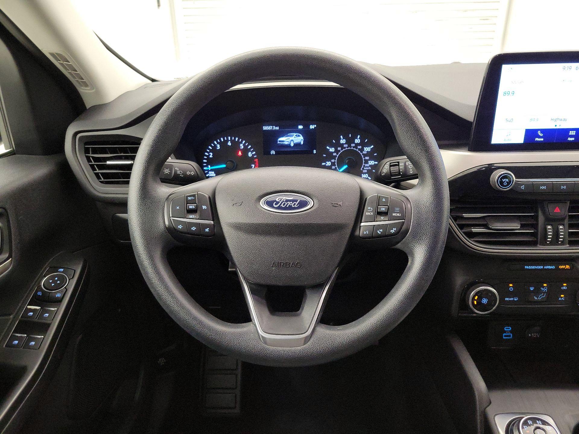 Thumbnail: 2022 Ford Escape - 10