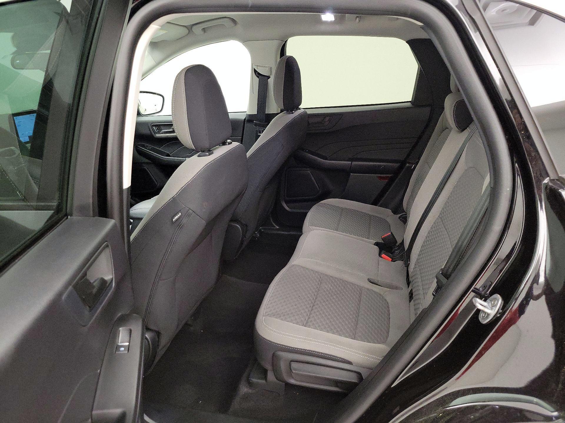 Thumbnail: 2022 Ford Escape - 19