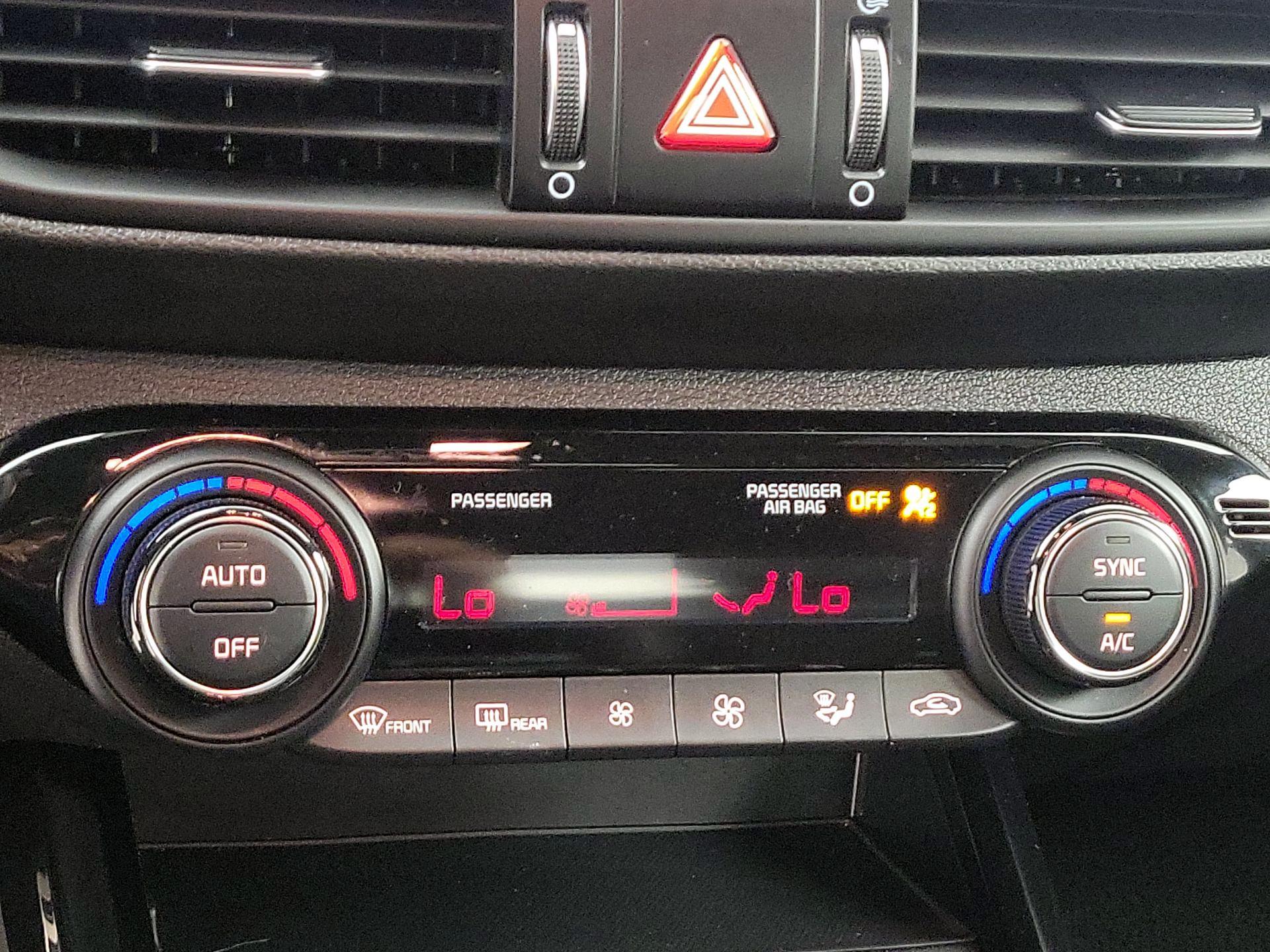 Thumbnail: 2023 Kia Forte - 17