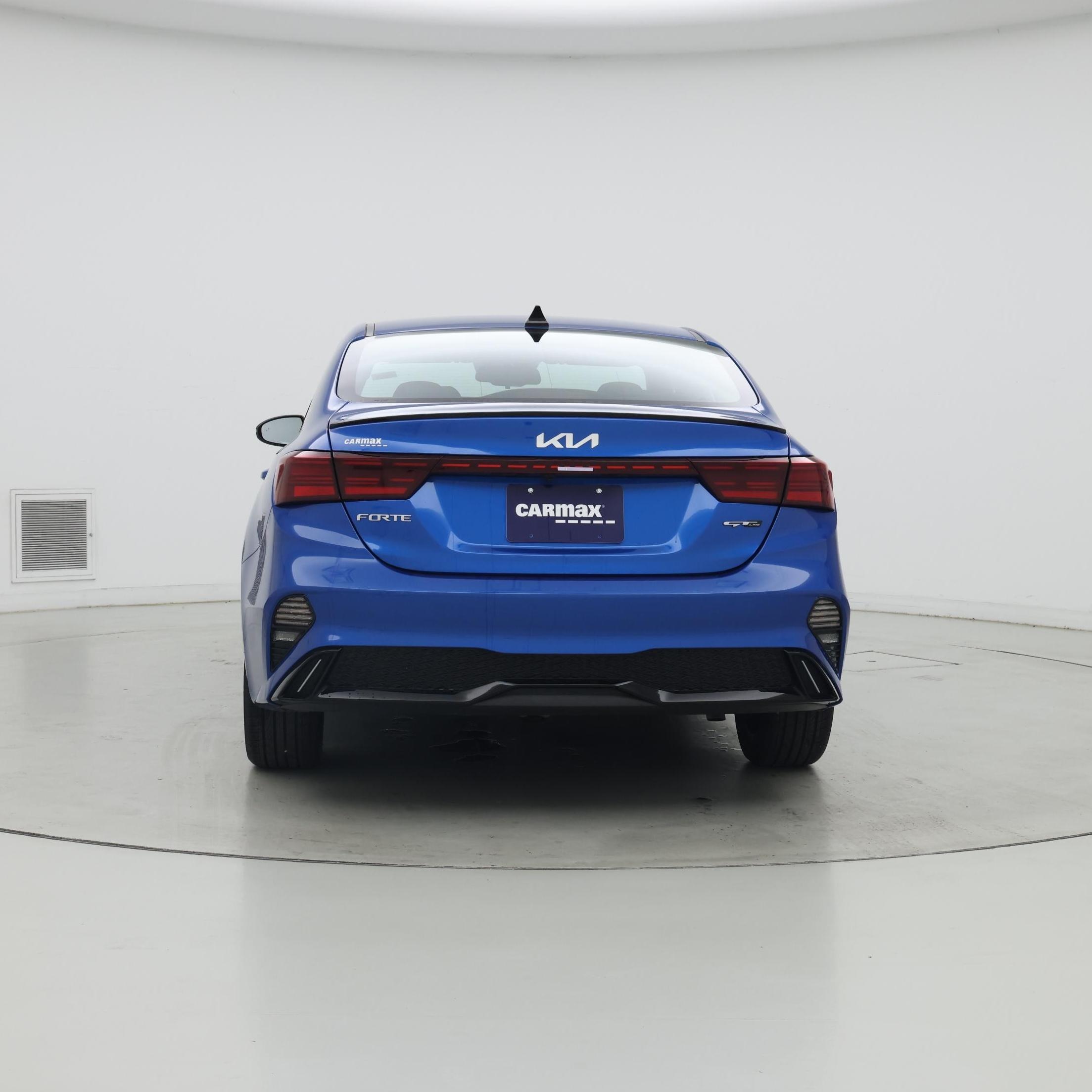 Thumbnail: 2023 Kia Forte - 6