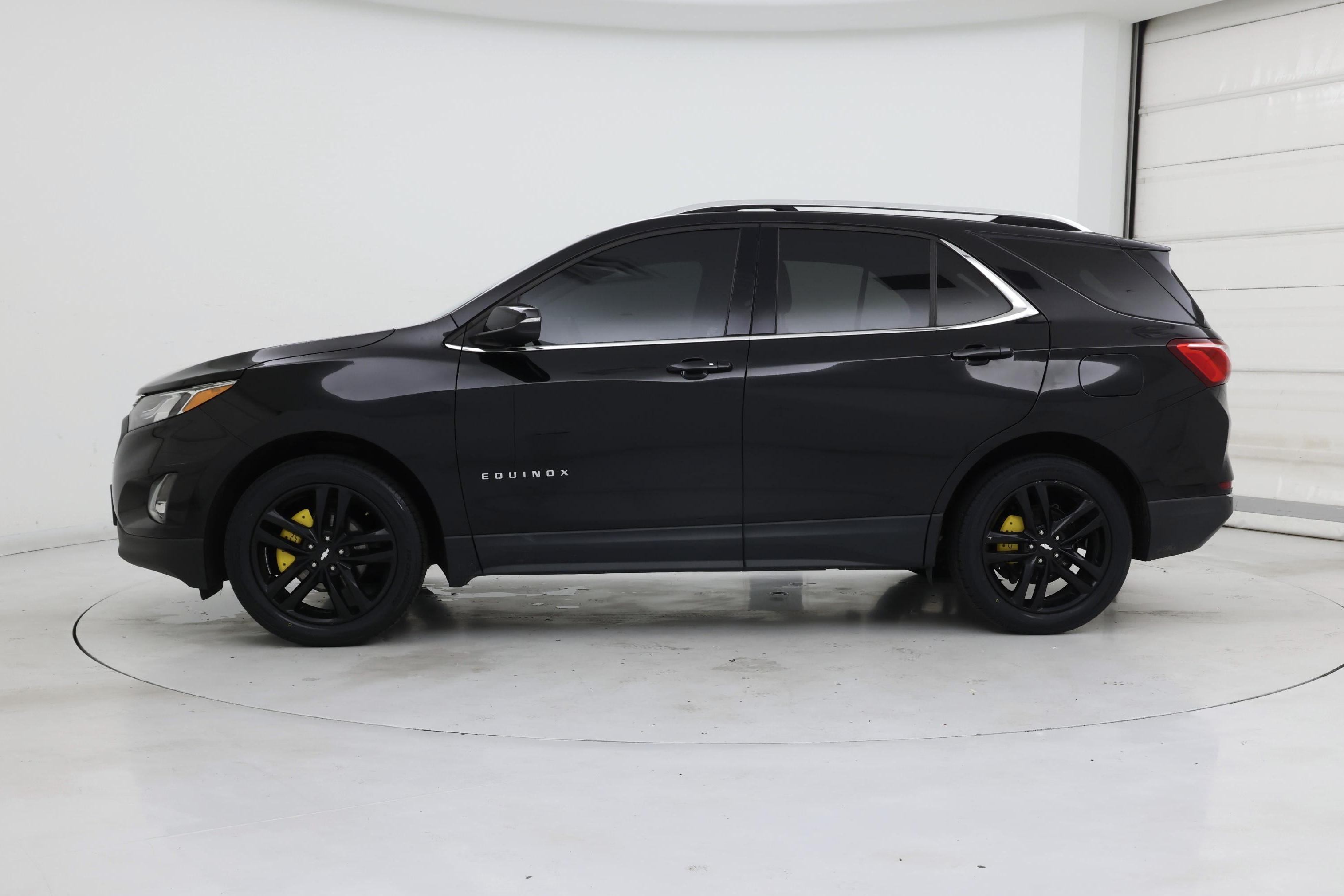 Thumbnail: 2020 Chevrolet Equinox - 3