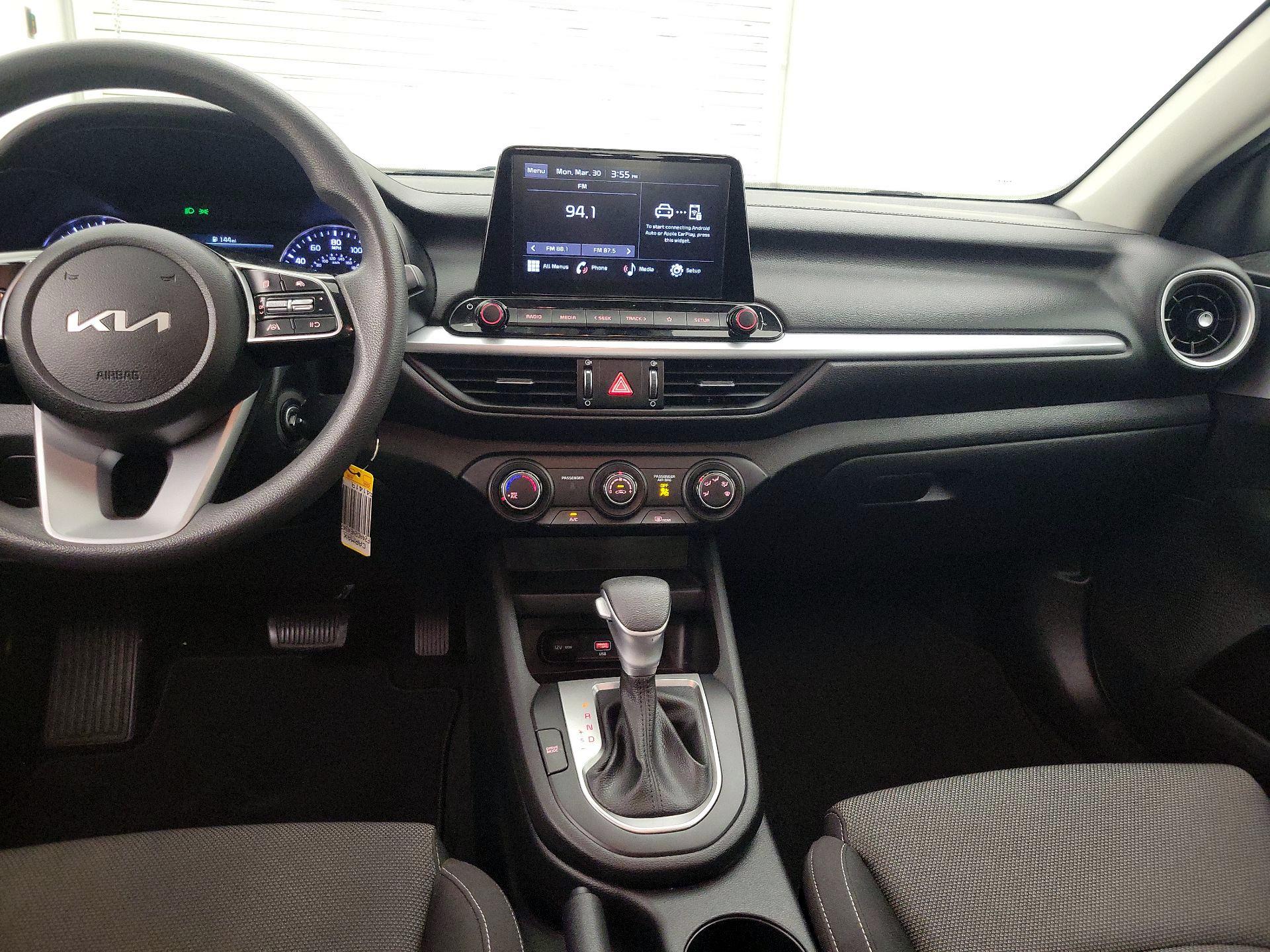 Thumbnail: 2022 Kia Forte - 9