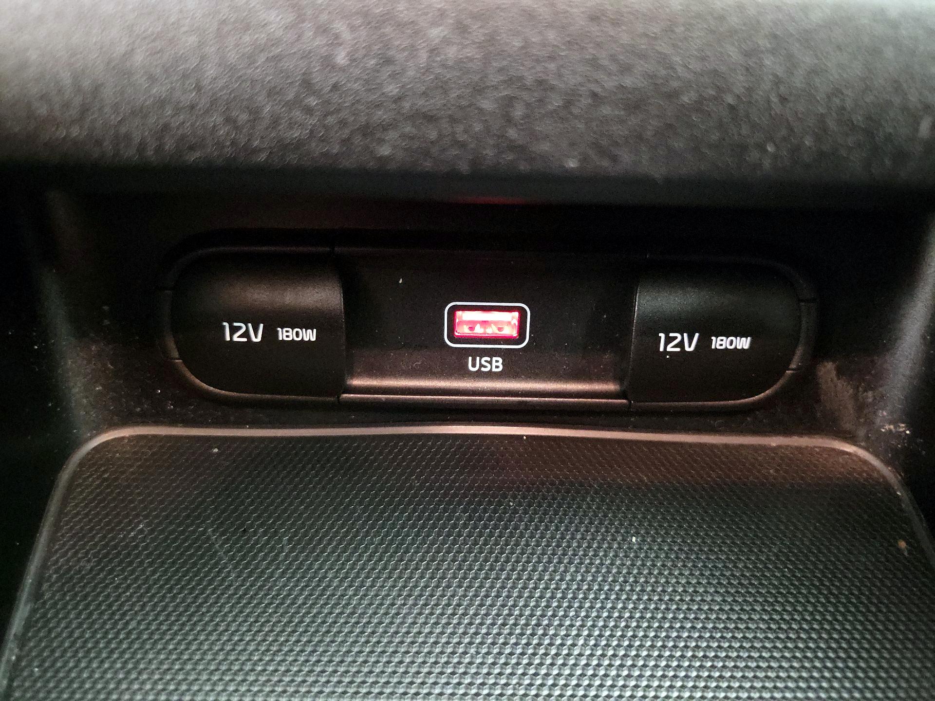 Thumbnail: 2022 Kia Forte - 18