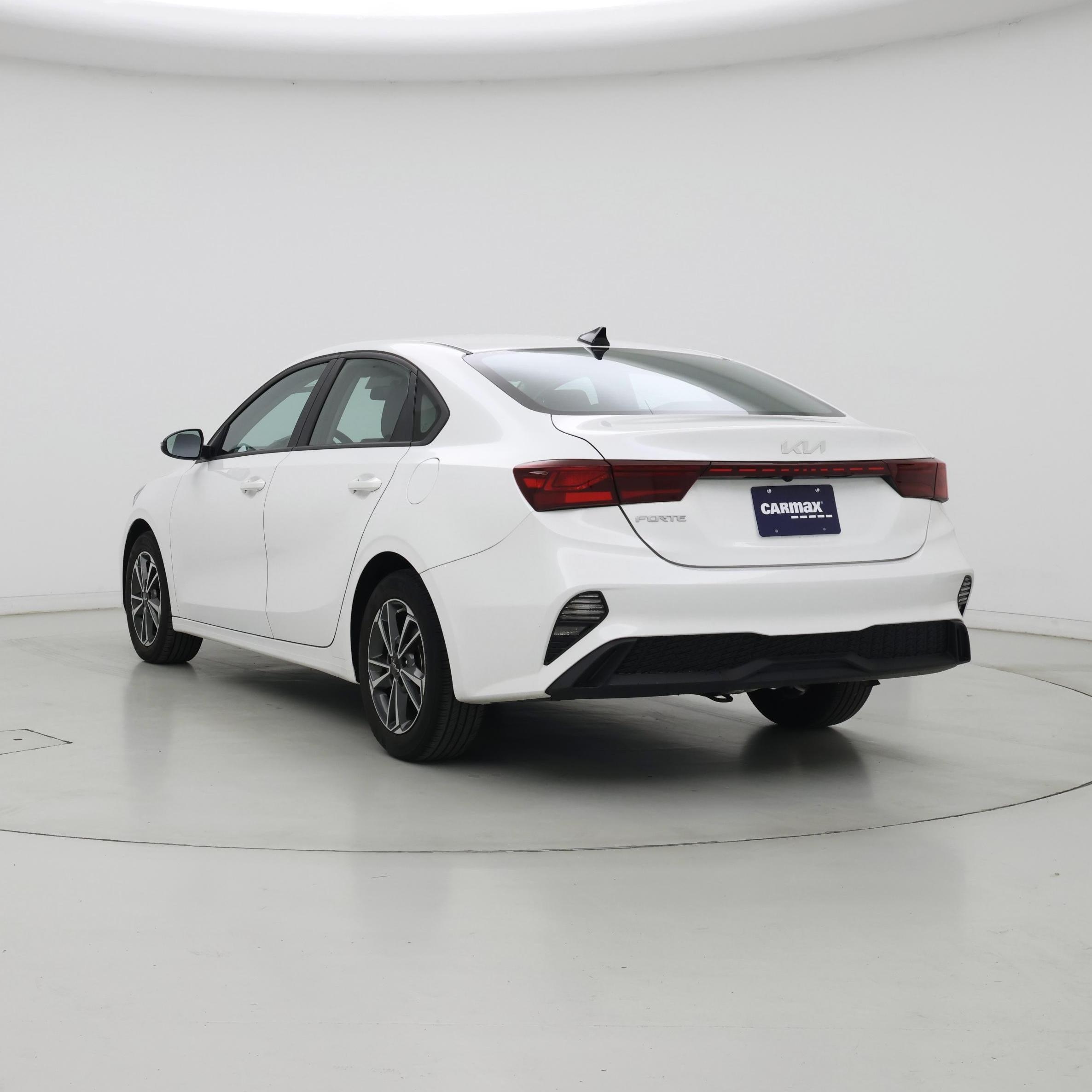 Thumbnail: 2023 Kia Forte - 2