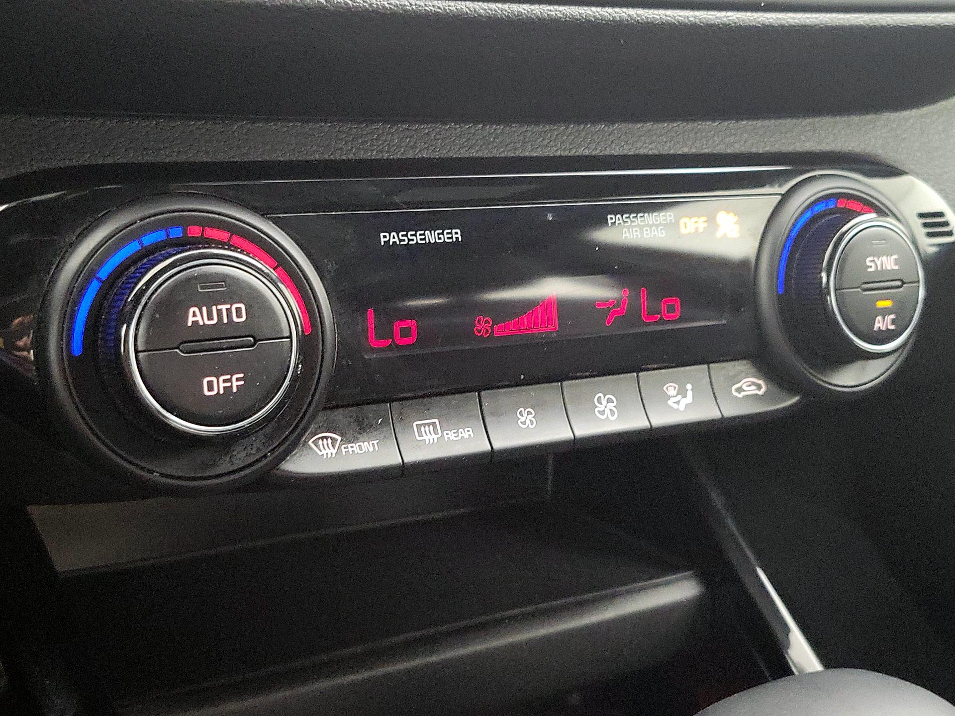 Thumbnail: 2023 Kia Forte - 15