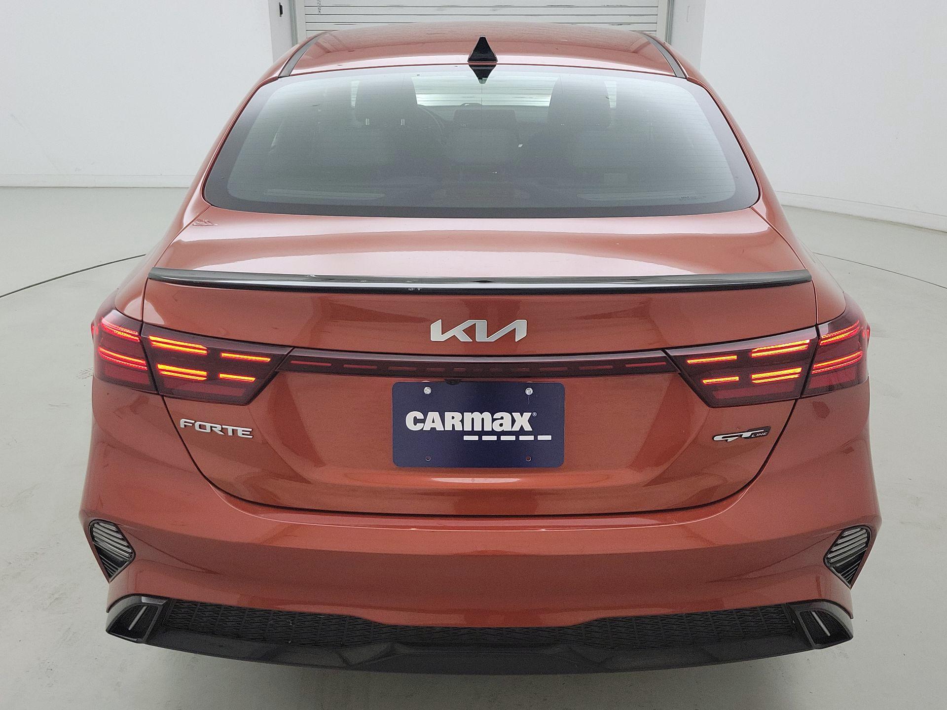 Thumbnail: 2023 Kia Forte - 6