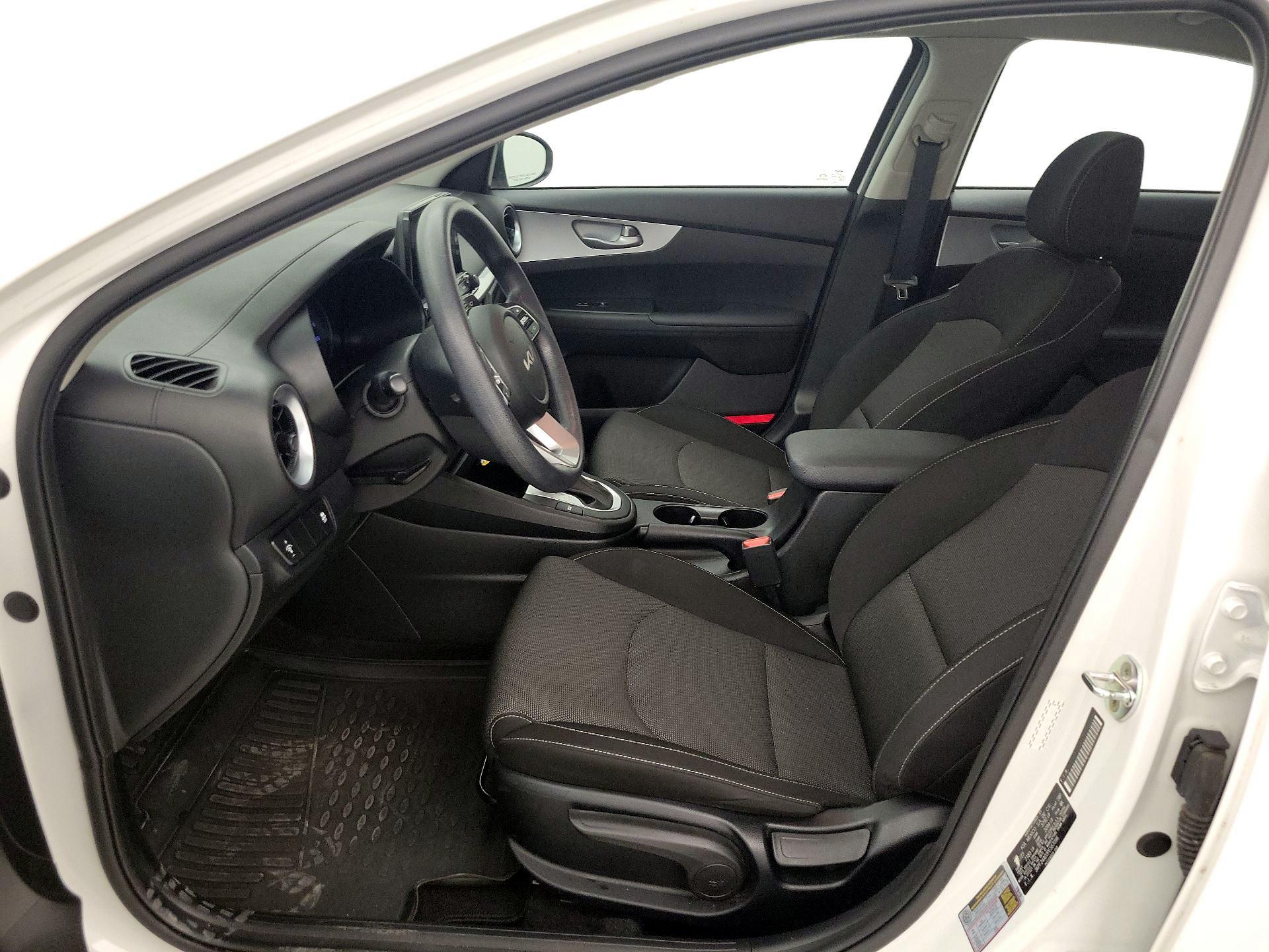 Thumbnail: 2023 Kia Forte - 11