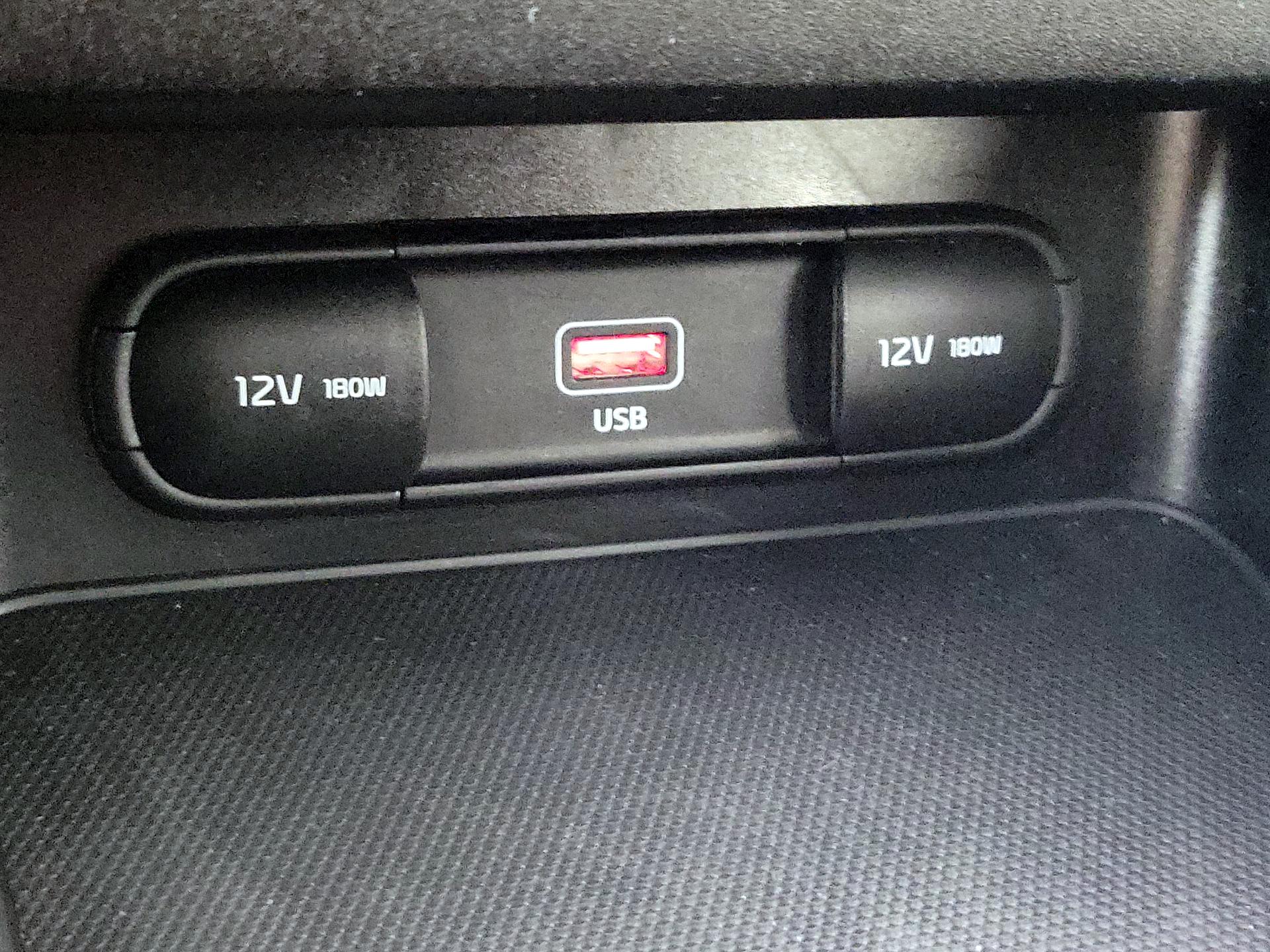 Thumbnail: 2023 Kia Forte - 18