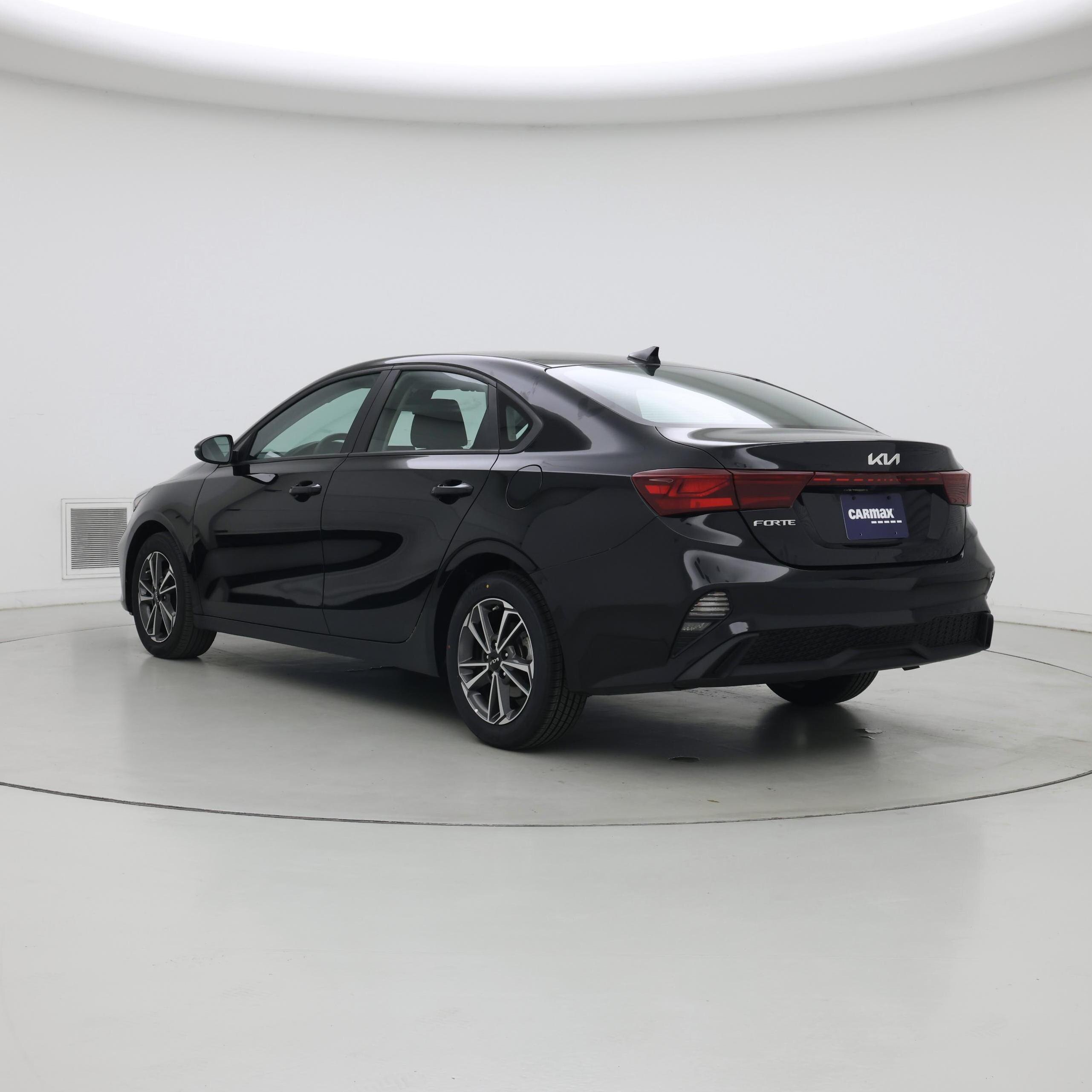 Thumbnail: 2023 Kia Forte - 2