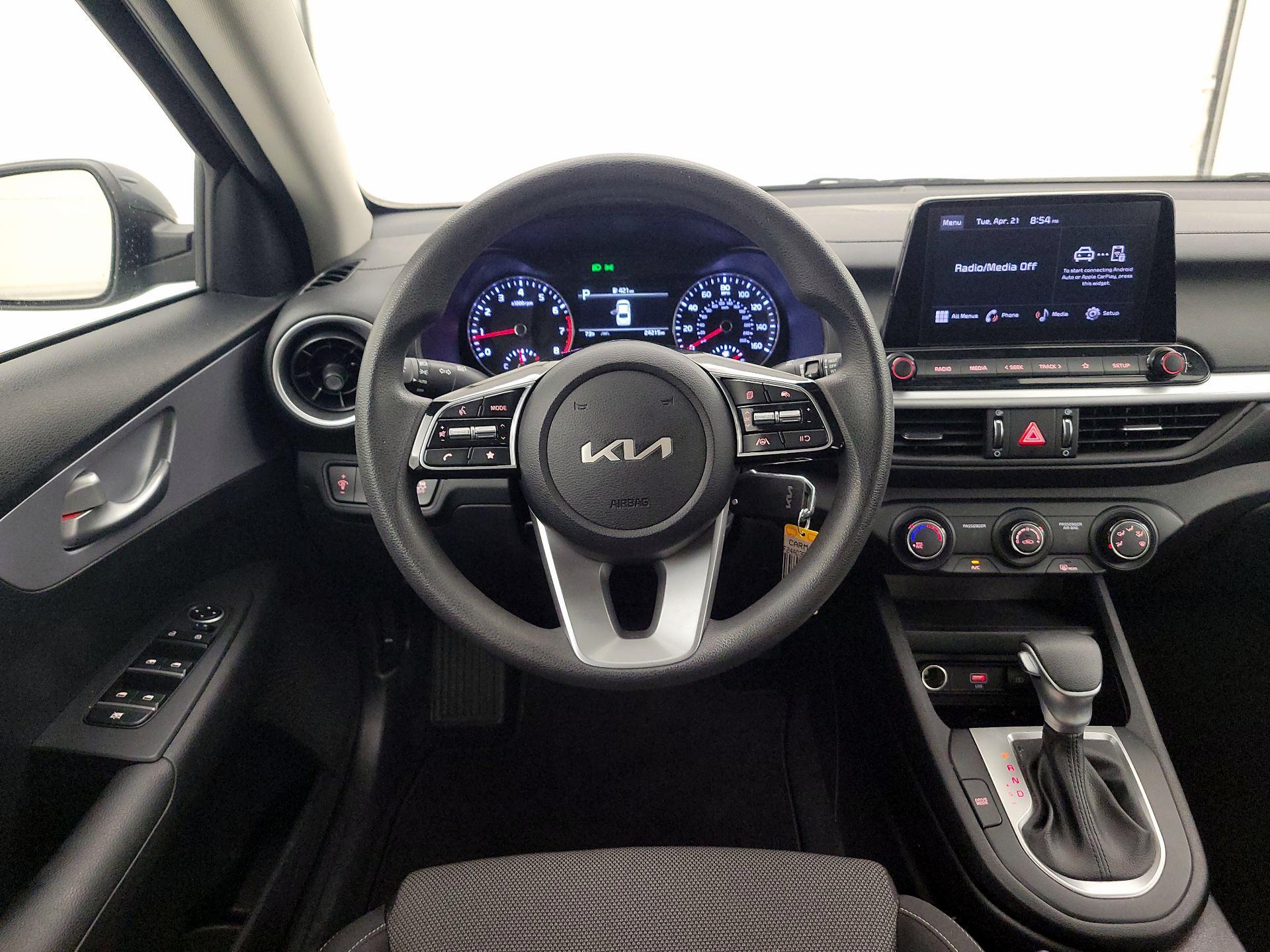 Thumbnail: 2024 Kia Forte - 10