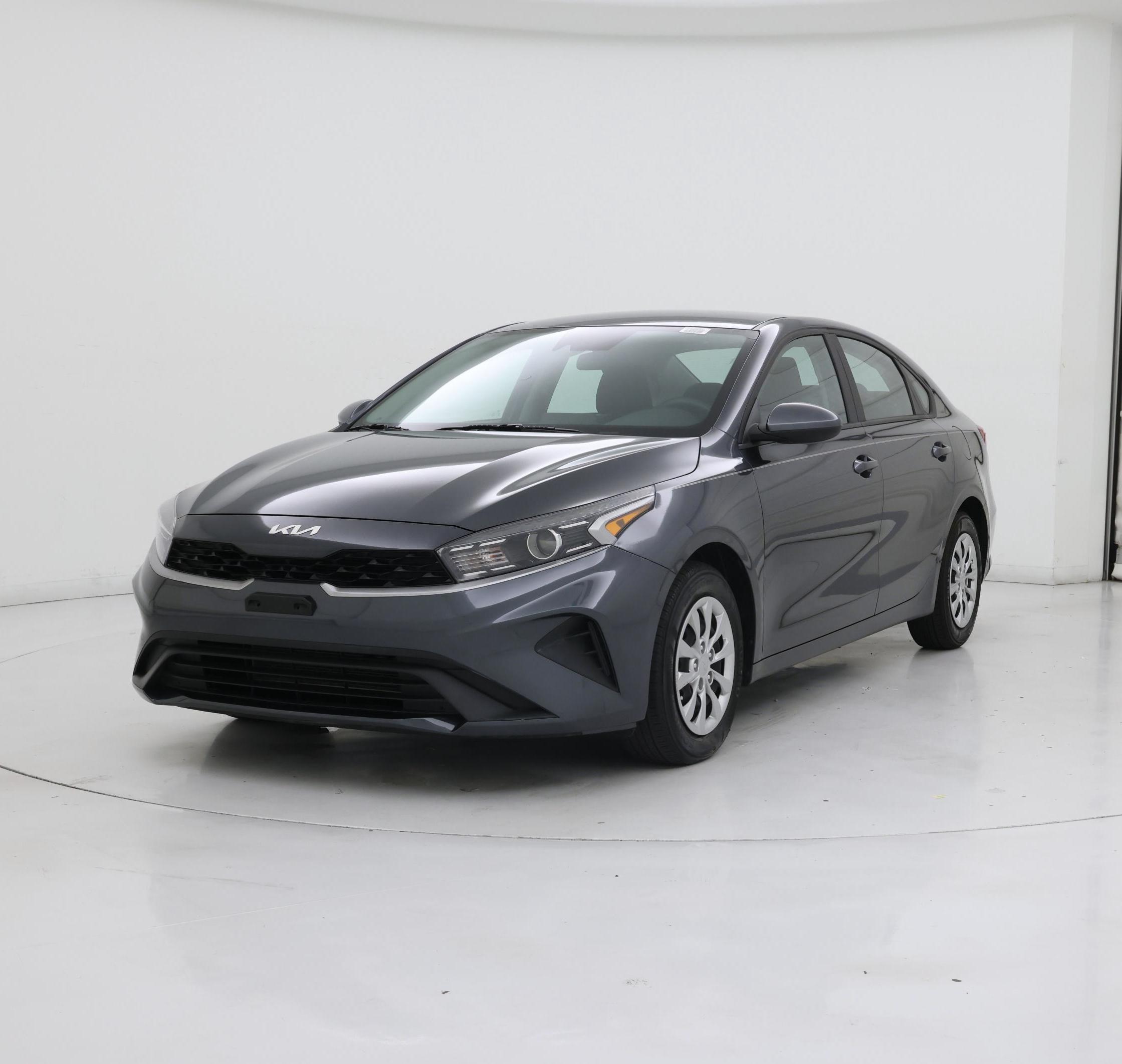 Thumbnail: 2024 Kia Forte - 4