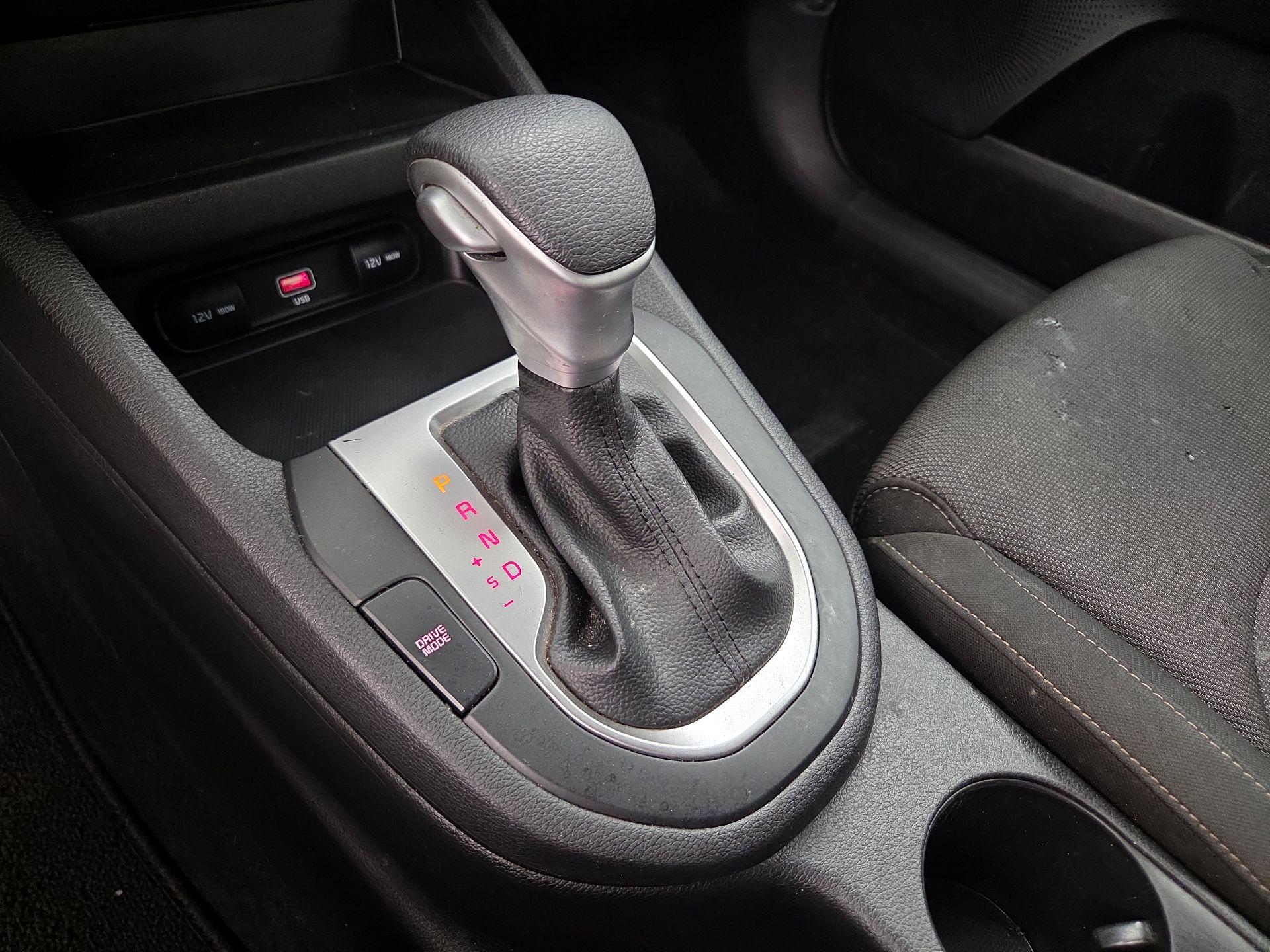 Thumbnail: 2023 Kia Forte - 15