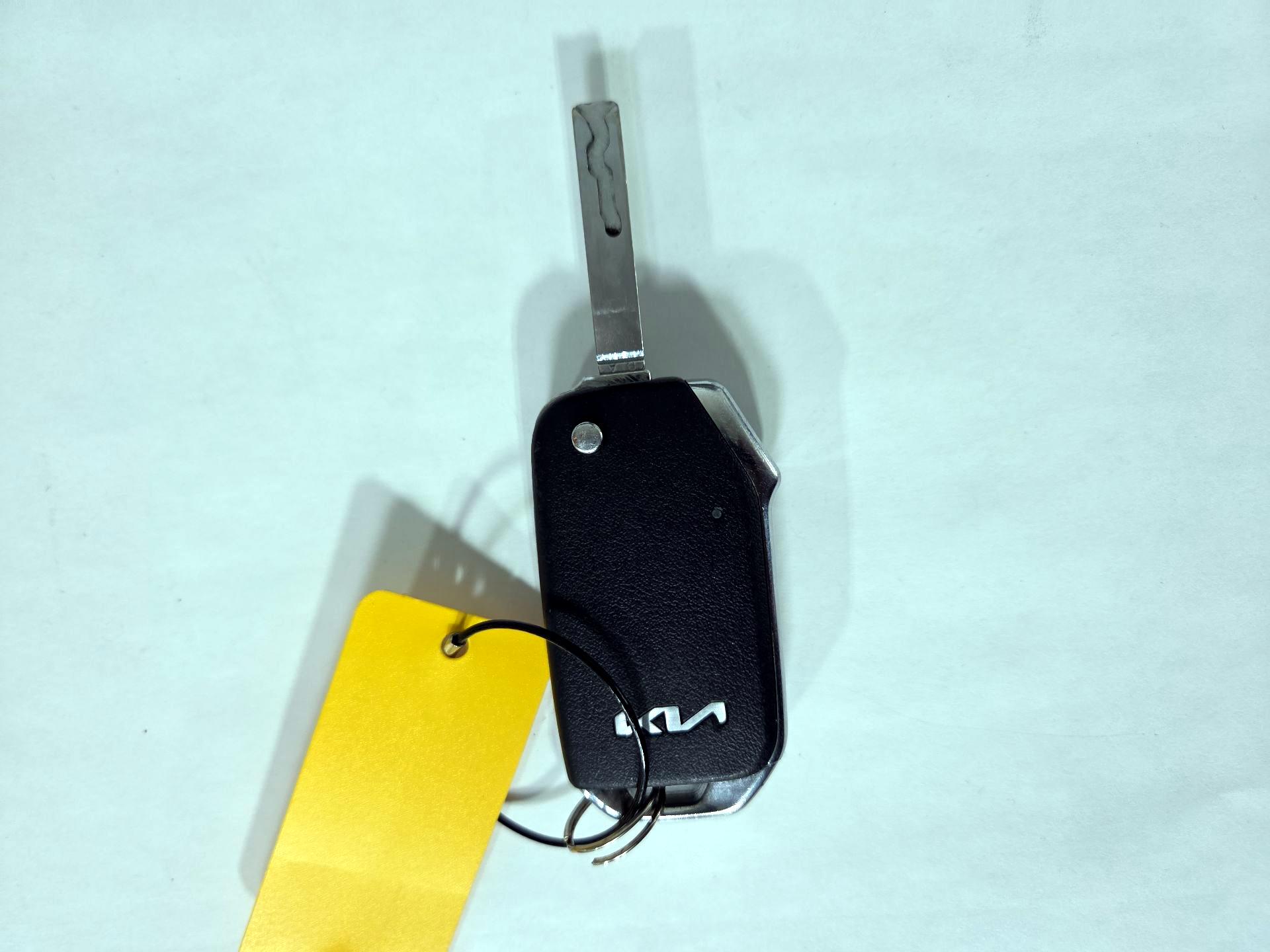 Thumbnail: 2023 Kia Forte - 20