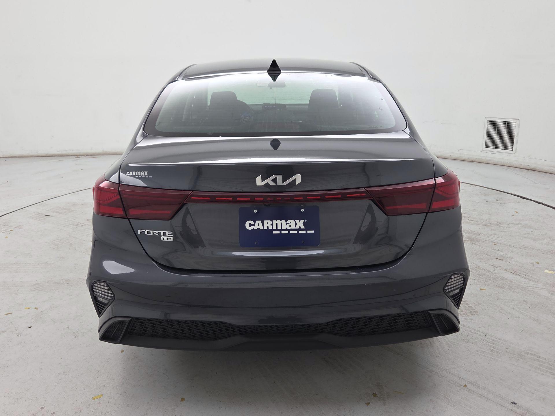 Thumbnail: 2023 Kia Forte - 6
