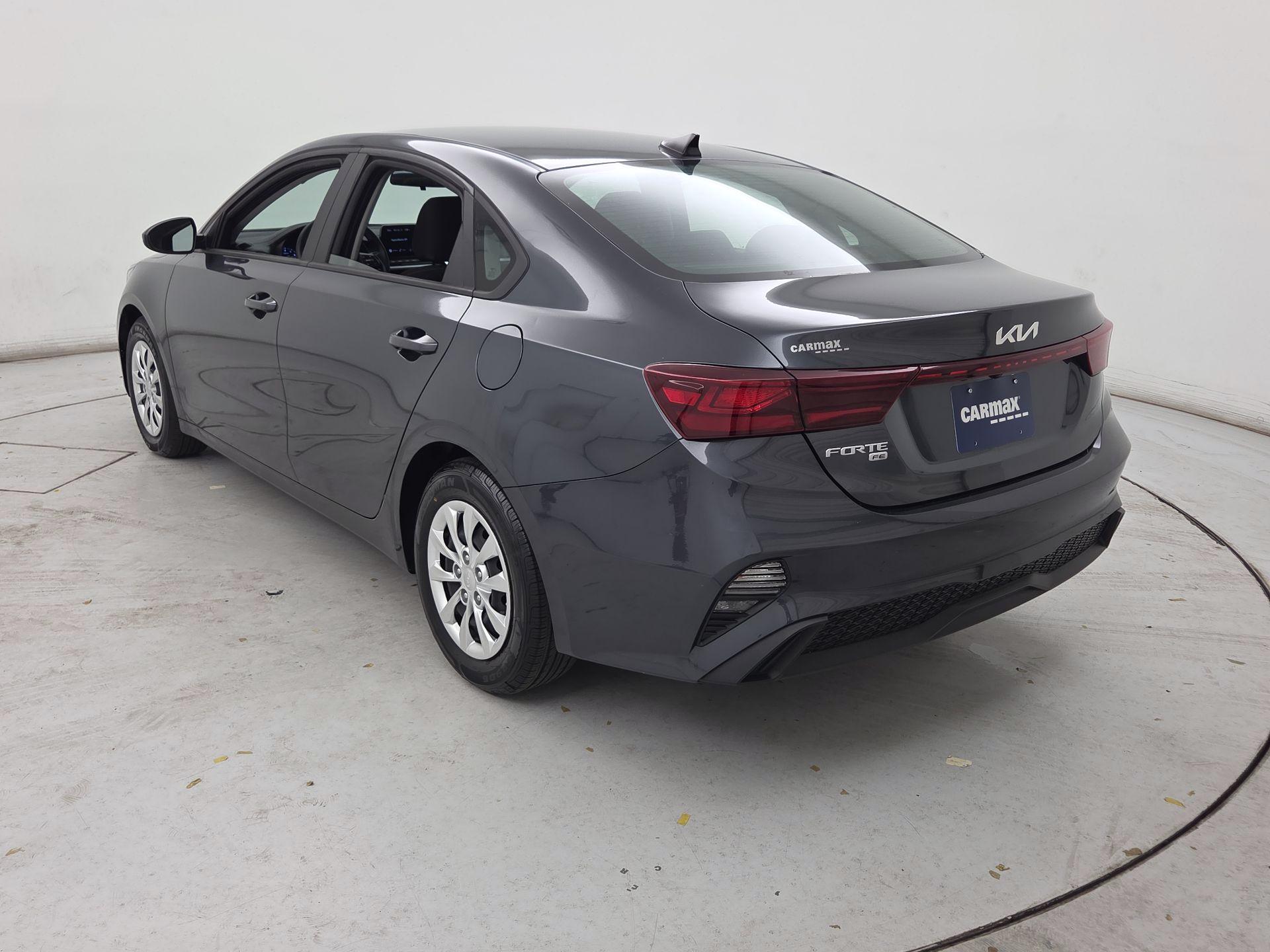 Thumbnail: 2023 Kia Forte - 7