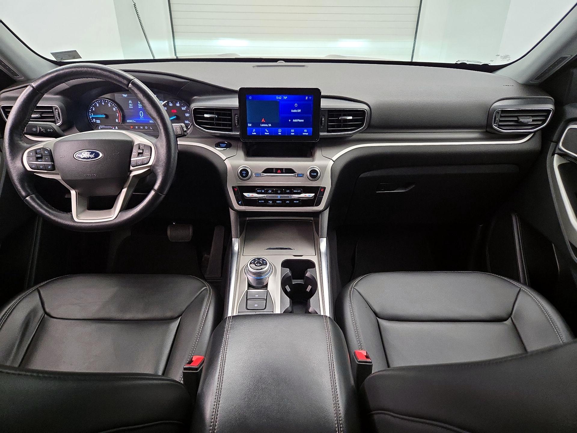 Thumbnail: 2022 Ford Explorer - 9