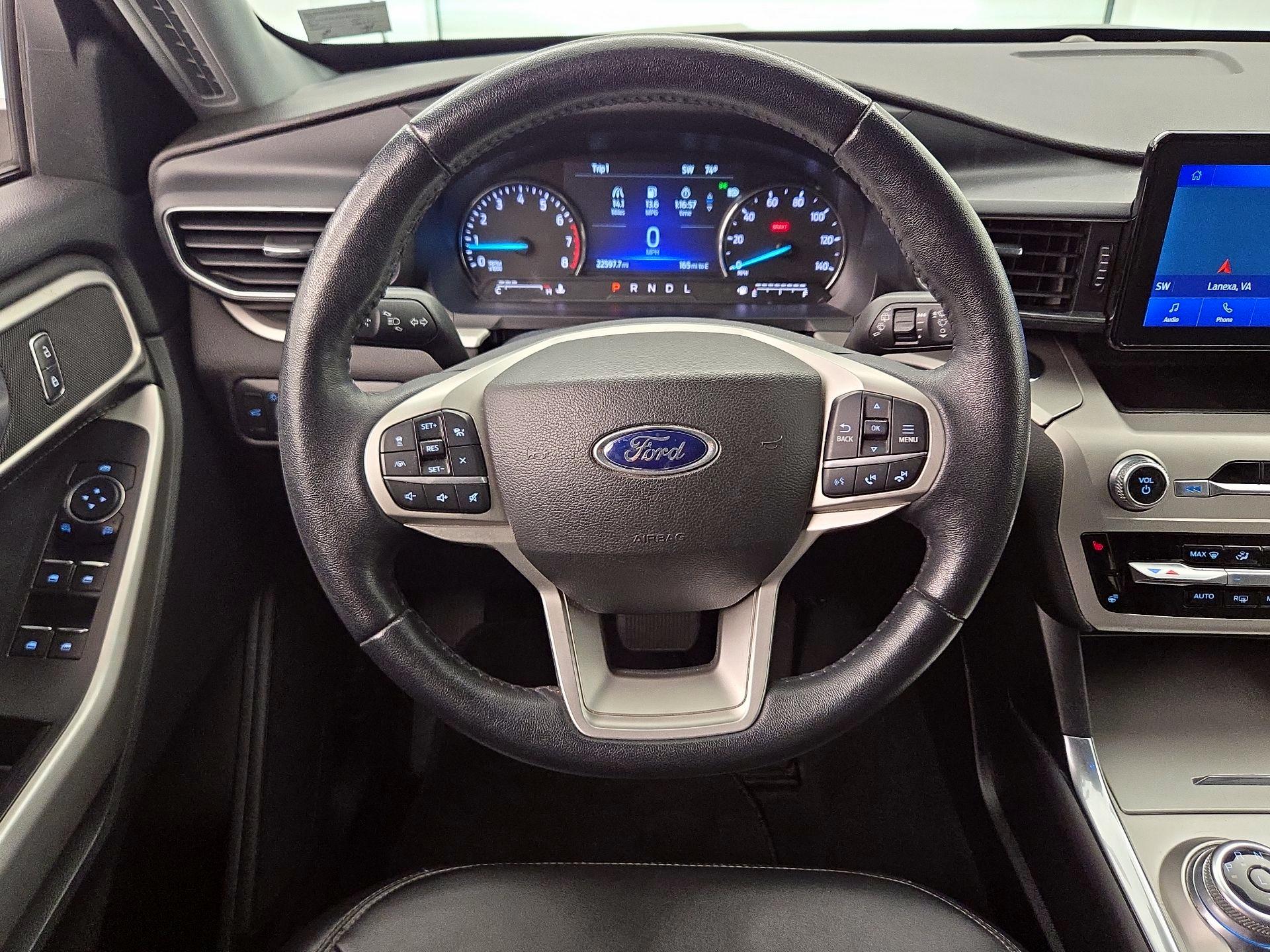 Thumbnail: 2022 Ford Explorer - 10