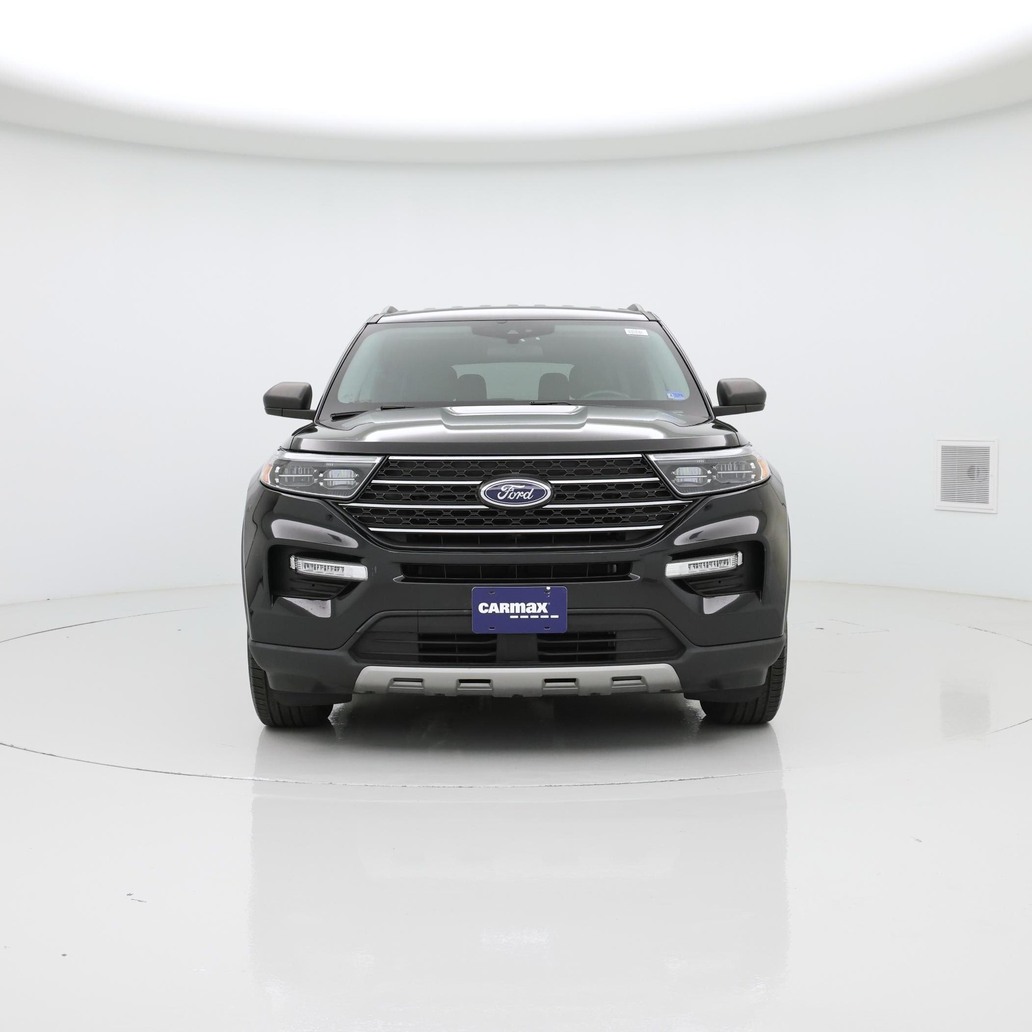 Thumbnail: 2022 Ford Explorer - 5