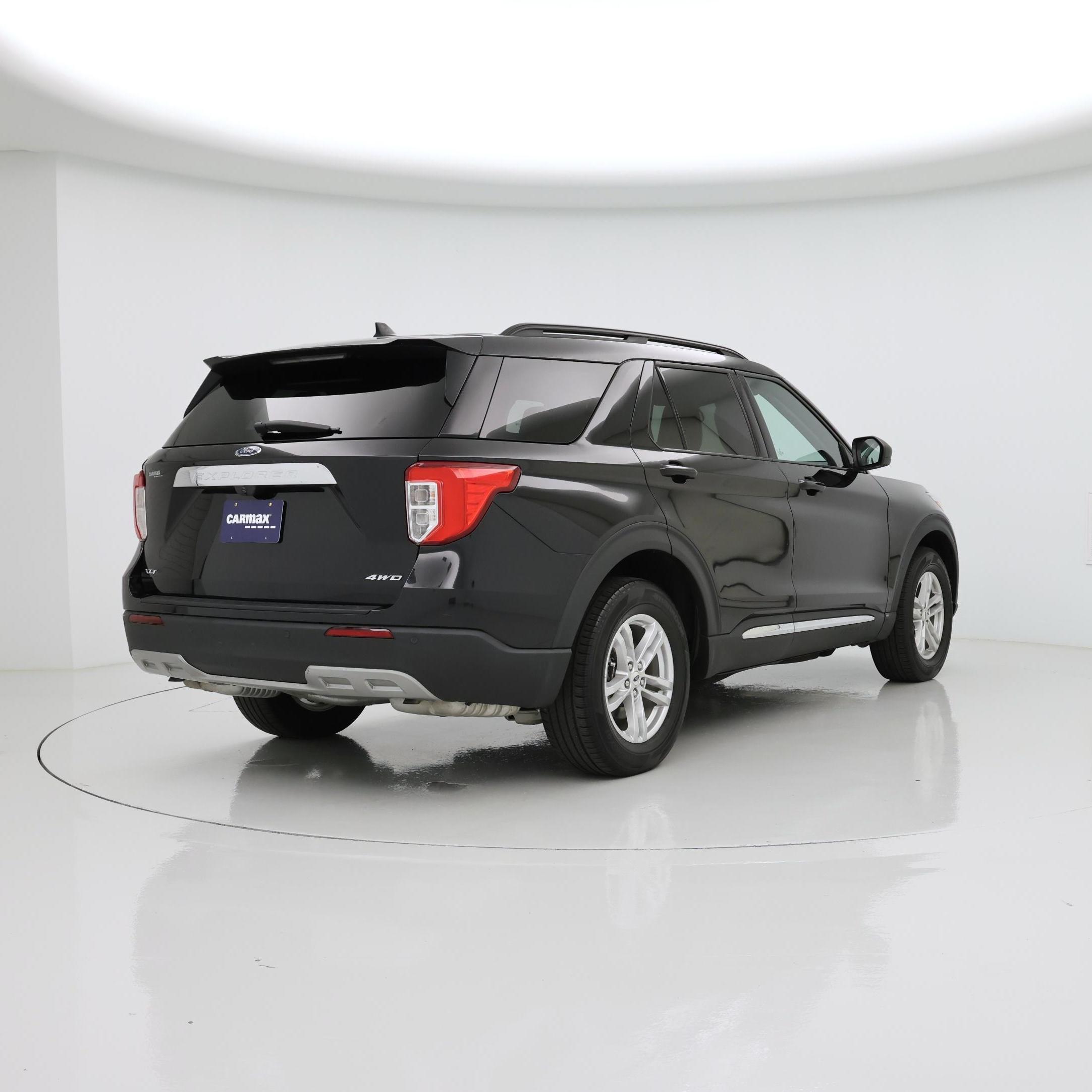 Thumbnail: 2022 Ford Explorer - 8