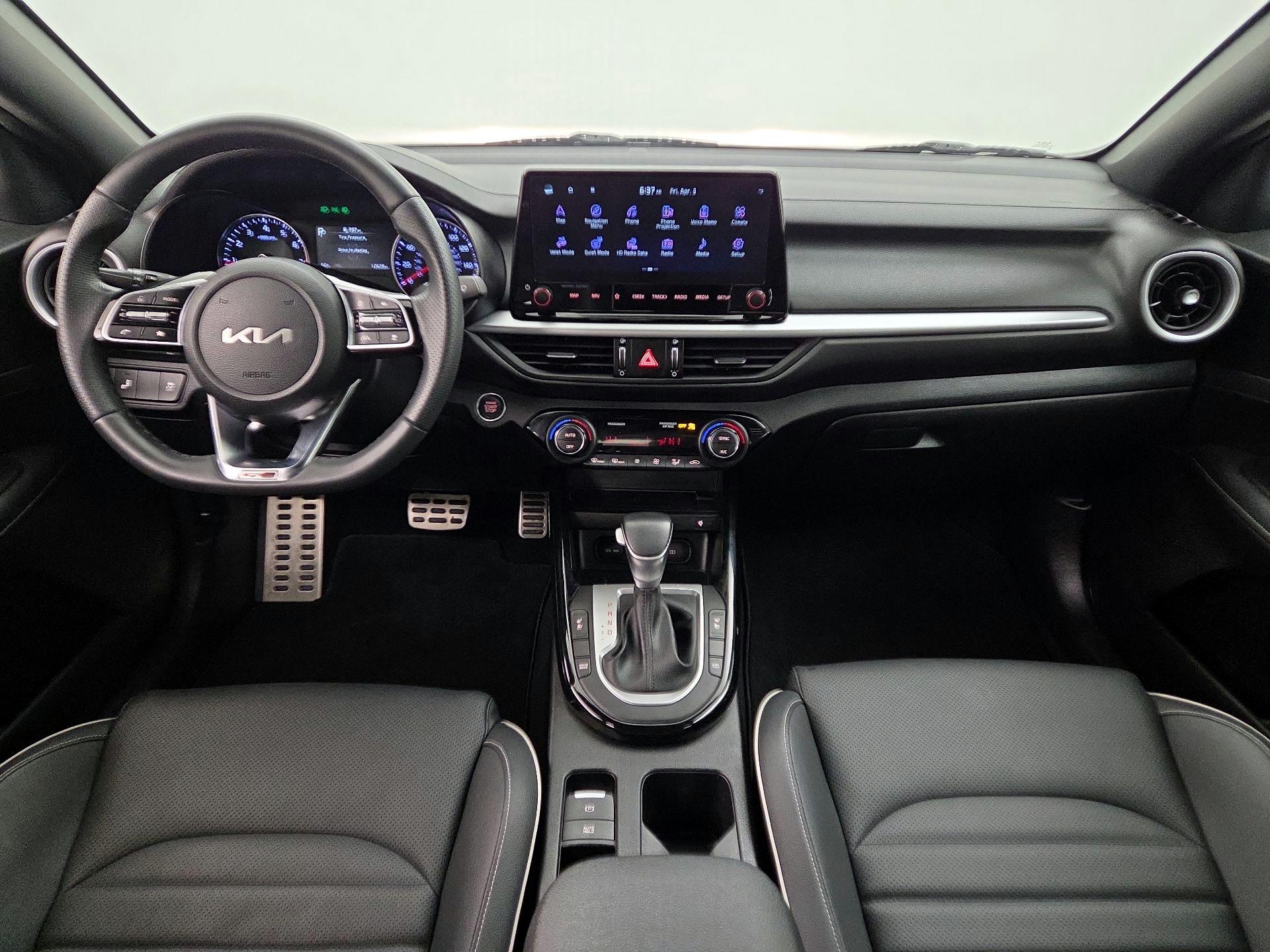 Thumbnail: 2024 Kia Forte - 9