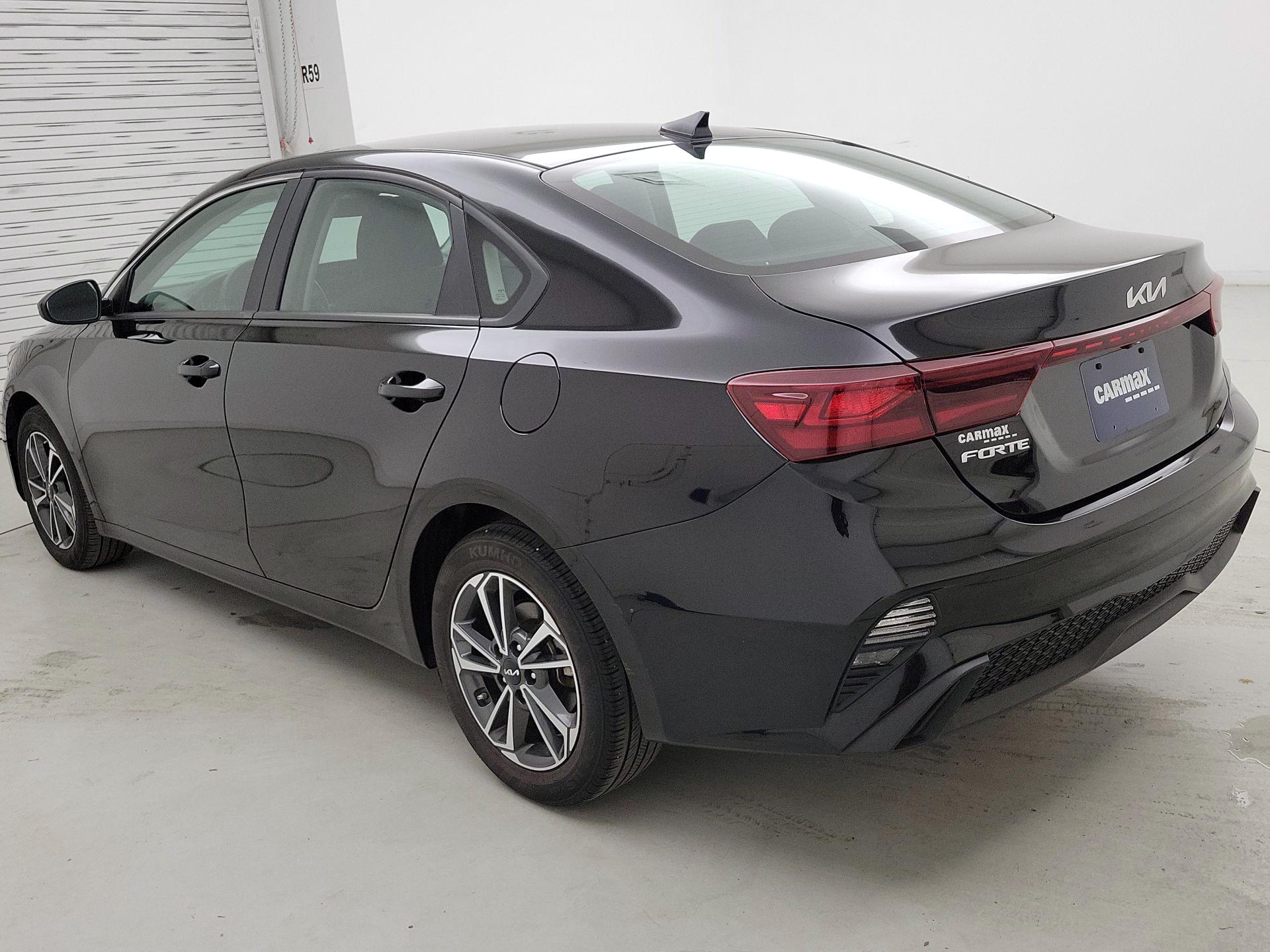 Thumbnail: 2023 Kia Forte - 7