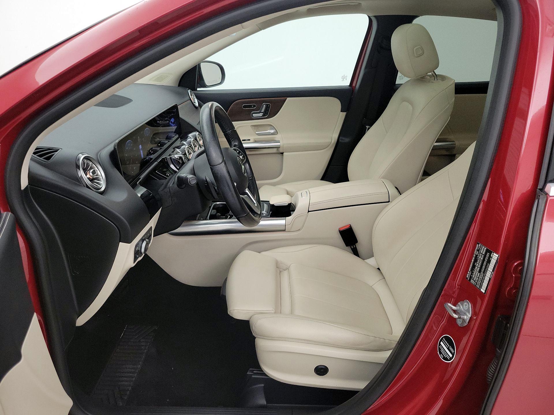 Thumbnail: 2021 Mercedes-Benz GLA - 11