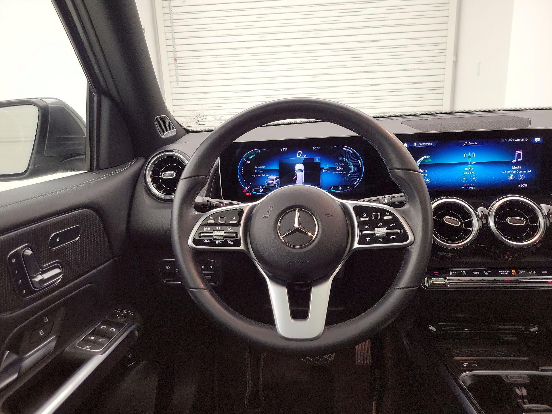 Thumbnail: 2021 Mercedes-Benz GLB - 10