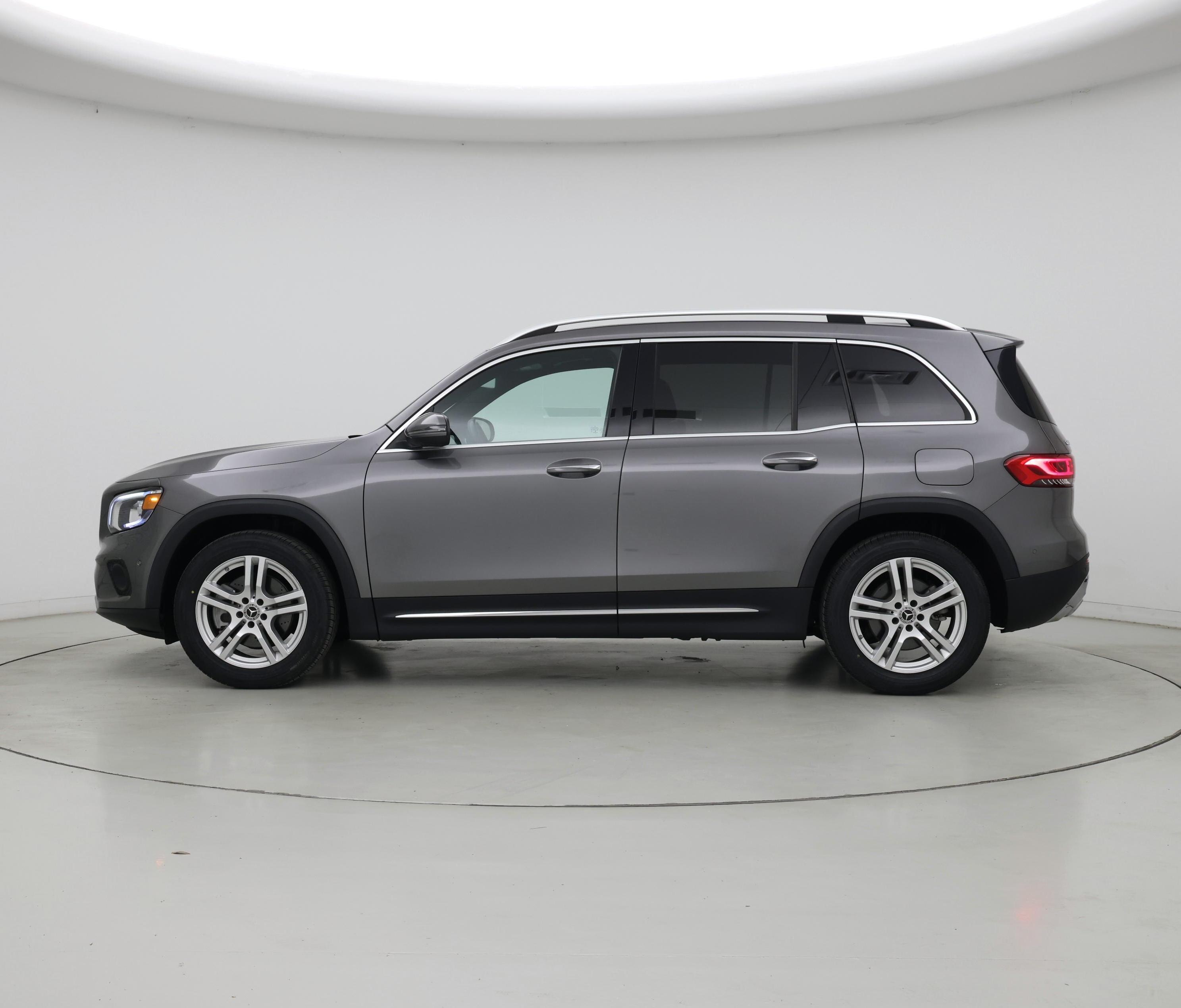 Thumbnail: 2021 Mercedes-Benz GLB - 3